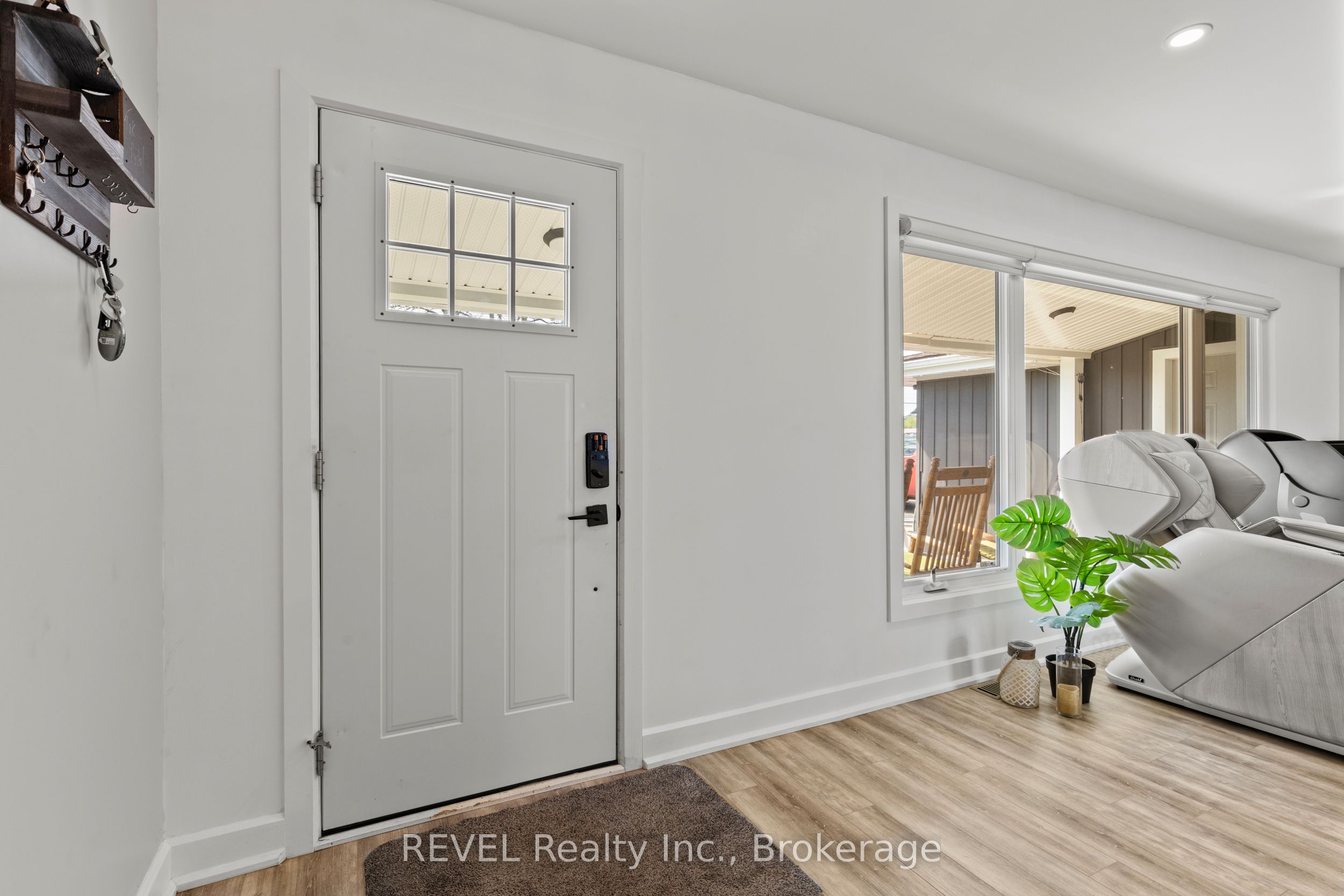 3290 Switch Road Property Photo 5