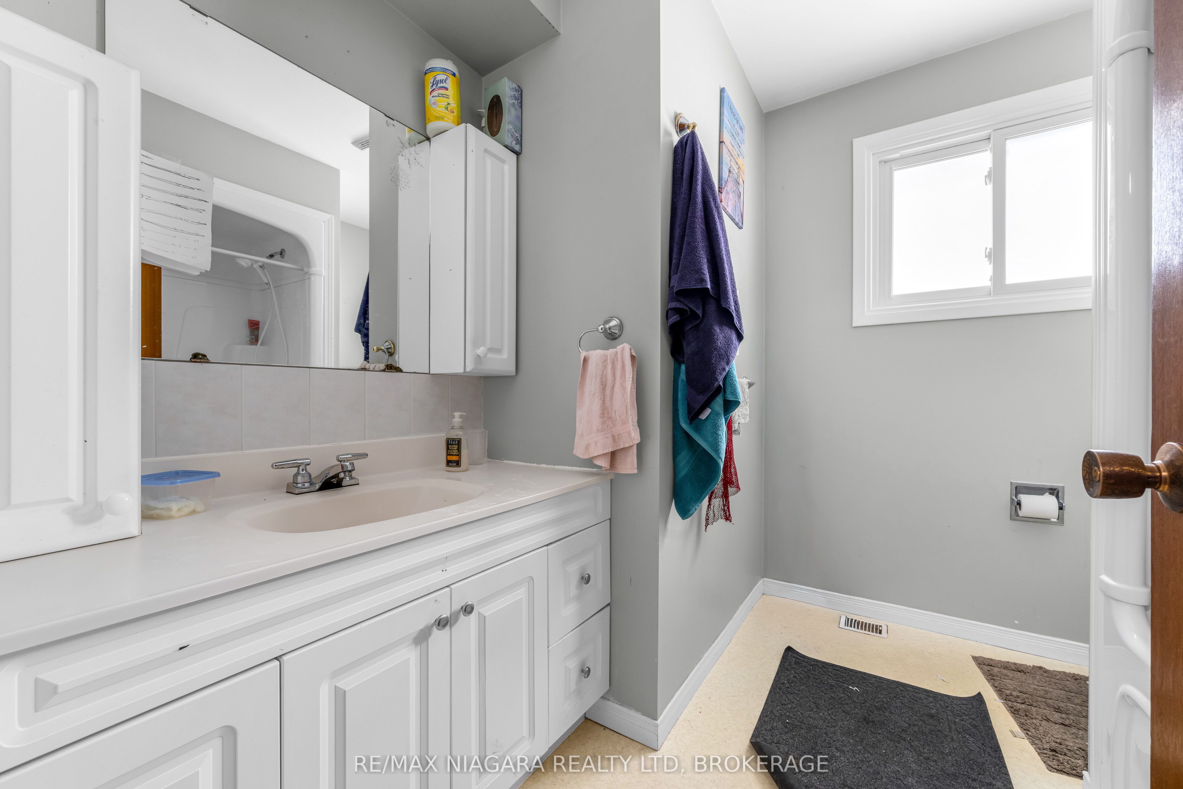 46 Macoomb Drive Property Photo 10