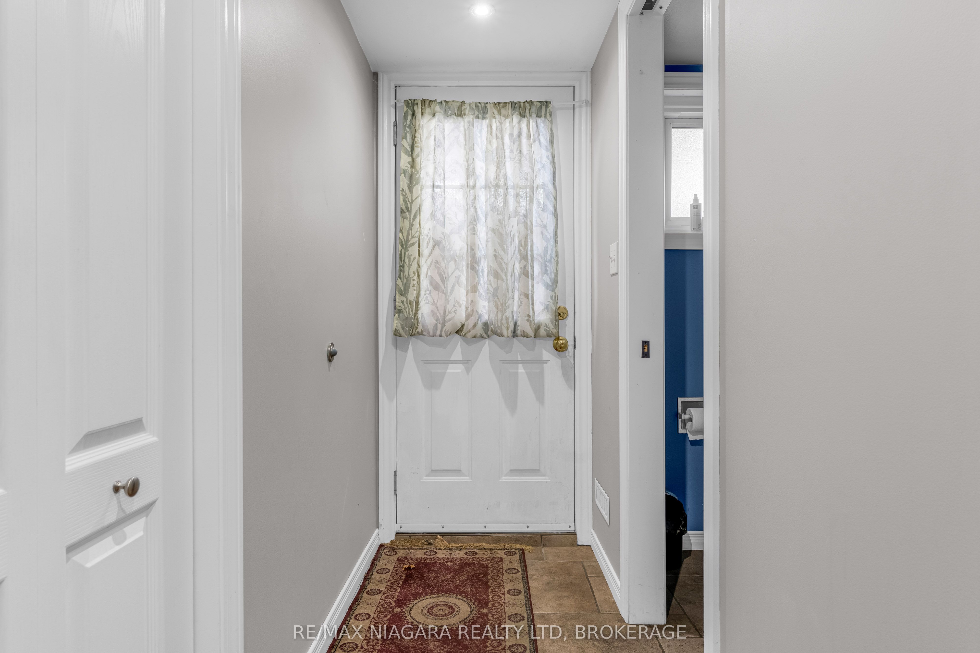 46 Macoomb Drive Property Photo 12