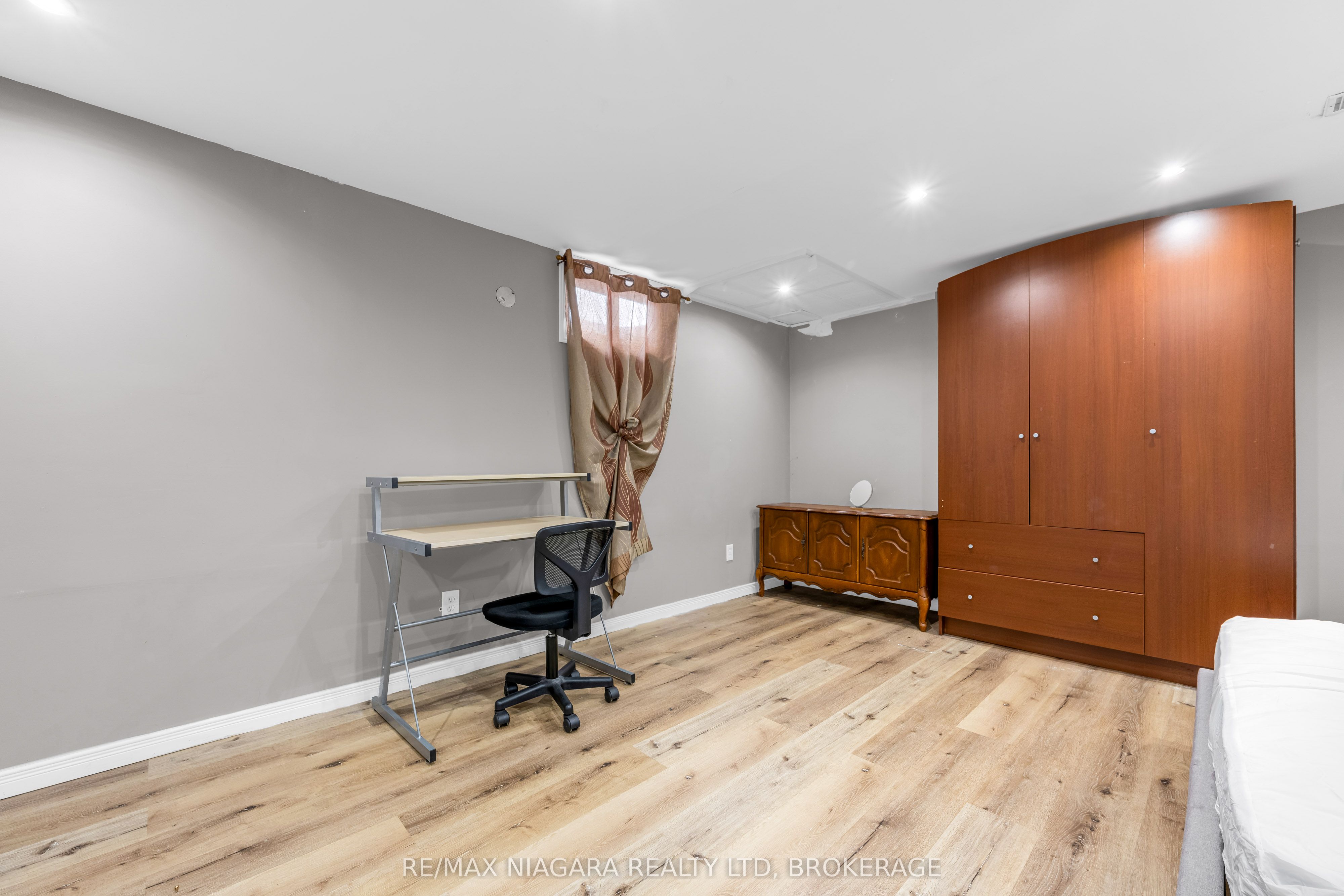 46 Macoomb Drive Property Photo 13