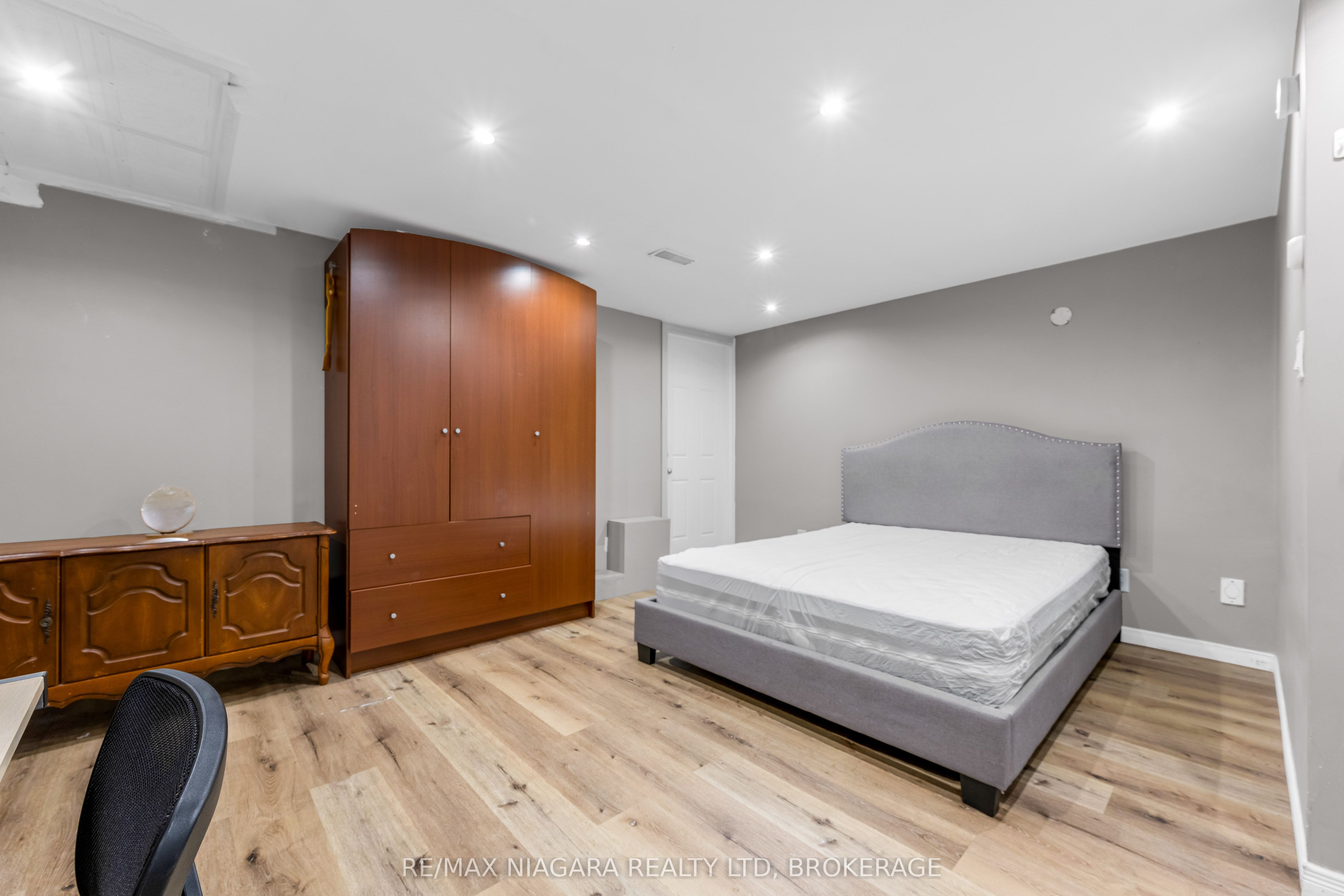 46 Macoomb Drive Property Photo 14