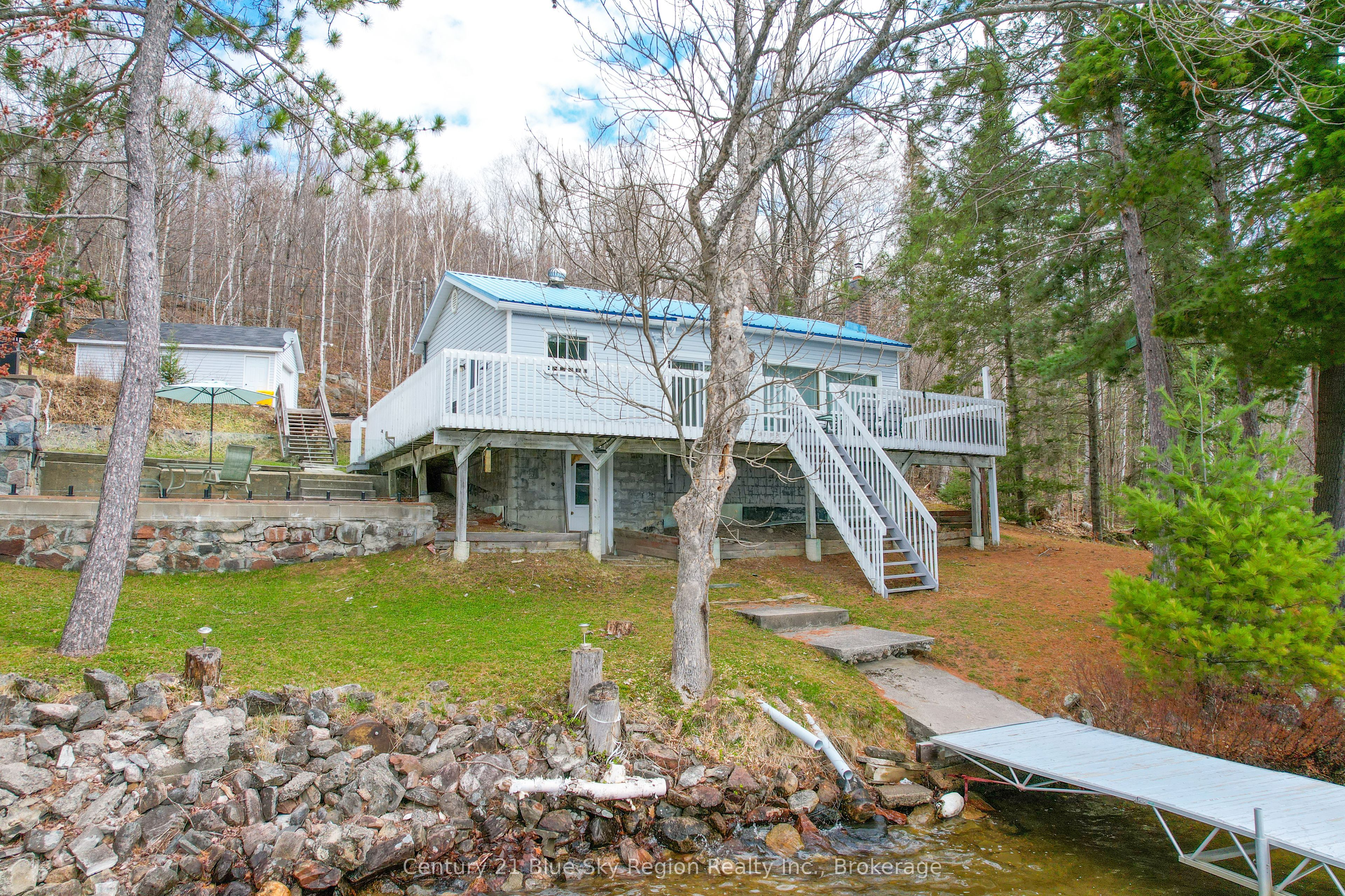 1421 Northshore Road