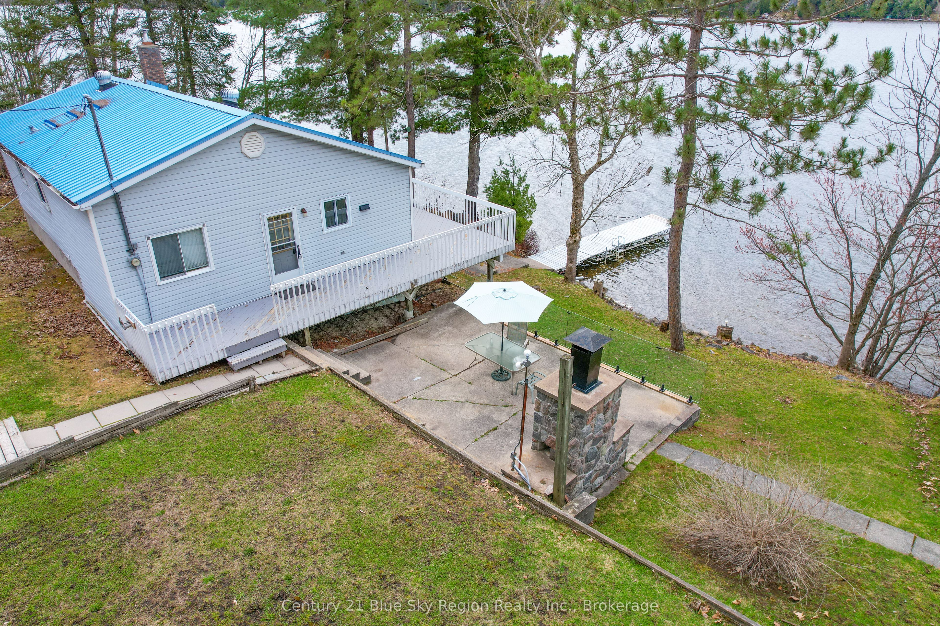 1421 Northshore Road Property Photo 5