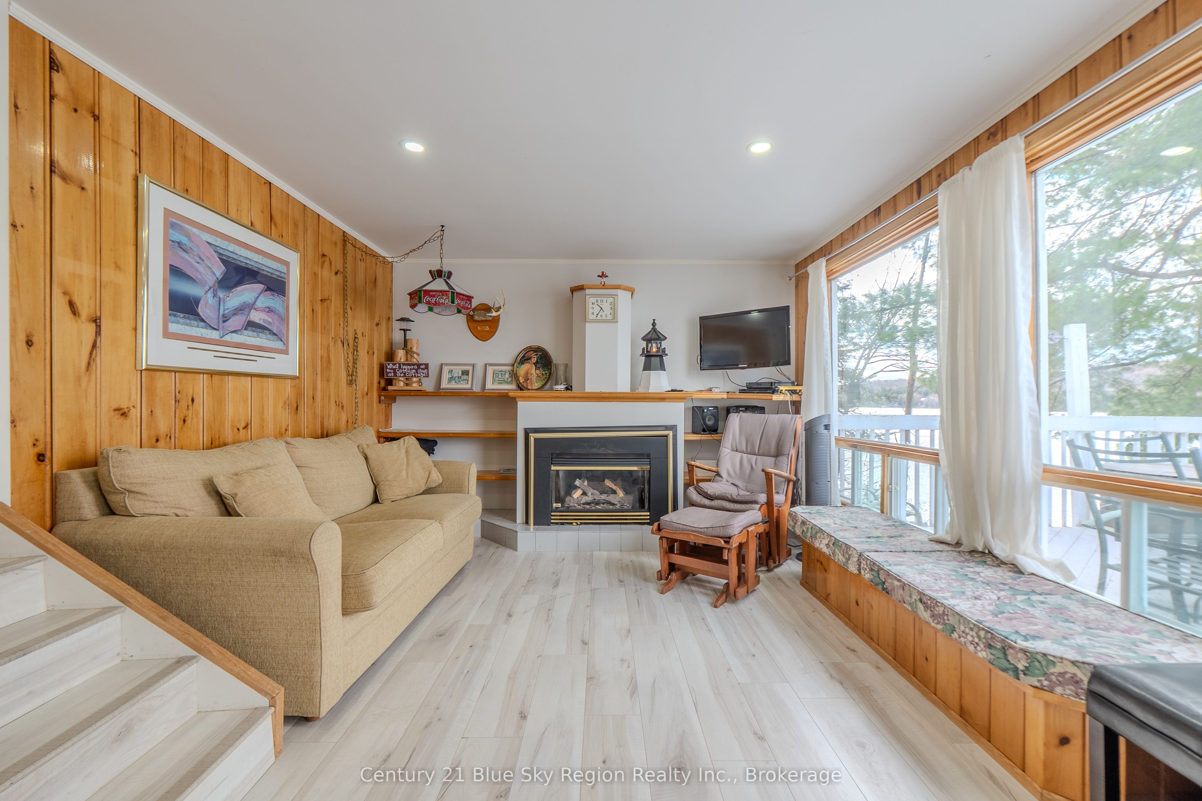 1421 Northshore Road Property Photo 12