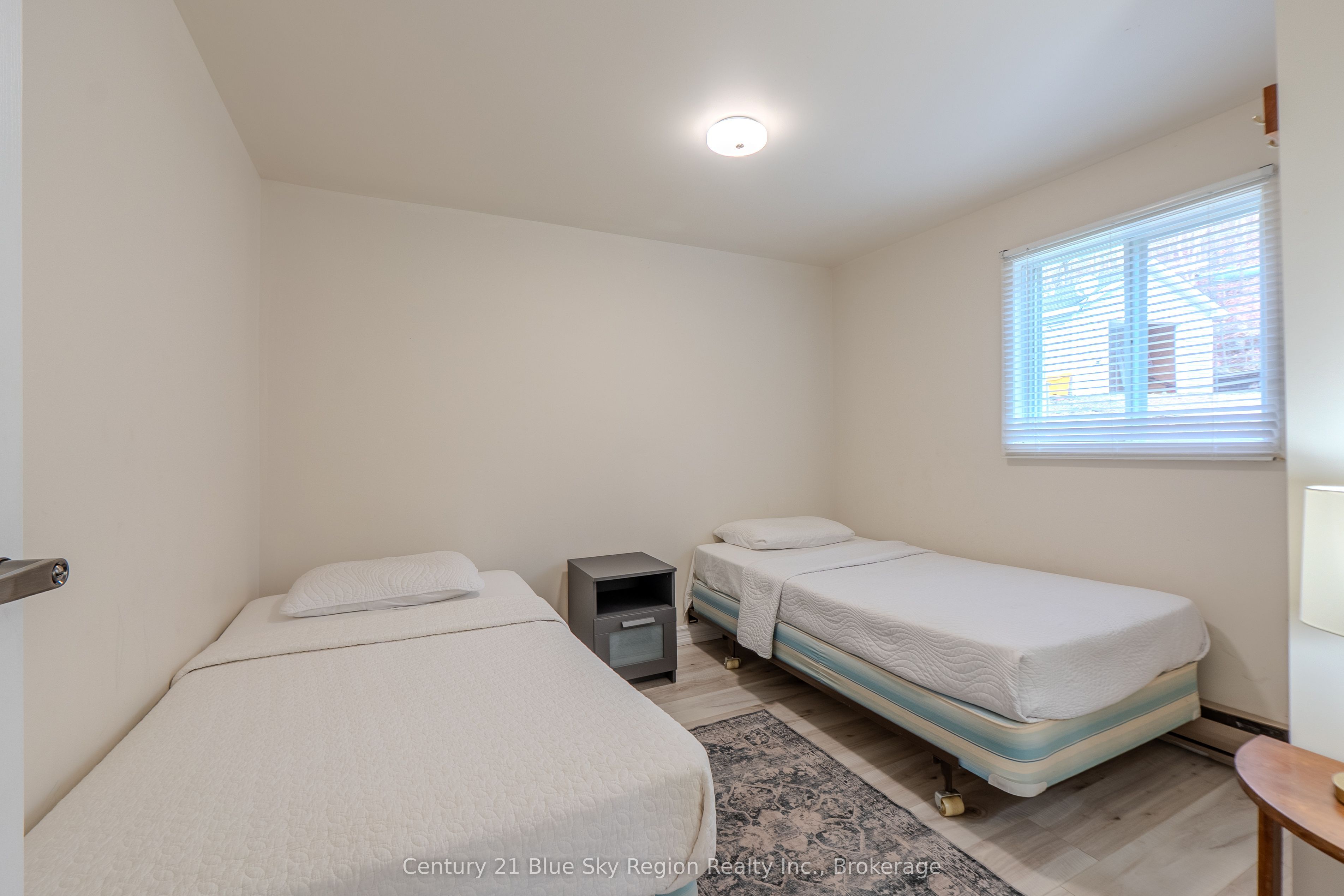 1421 Northshore Road Property Photo 28