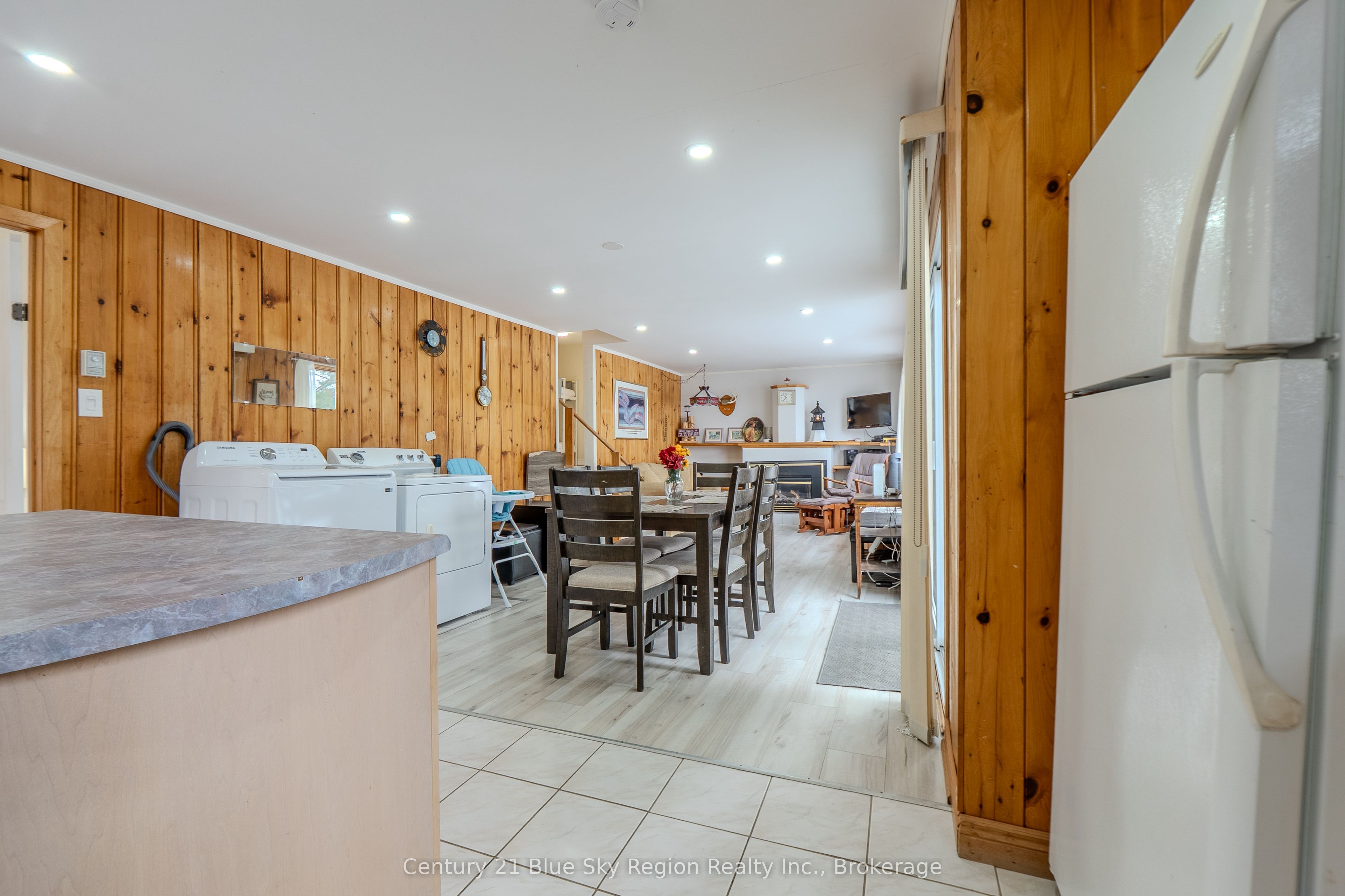1421 Northshore Road Property Photo 32