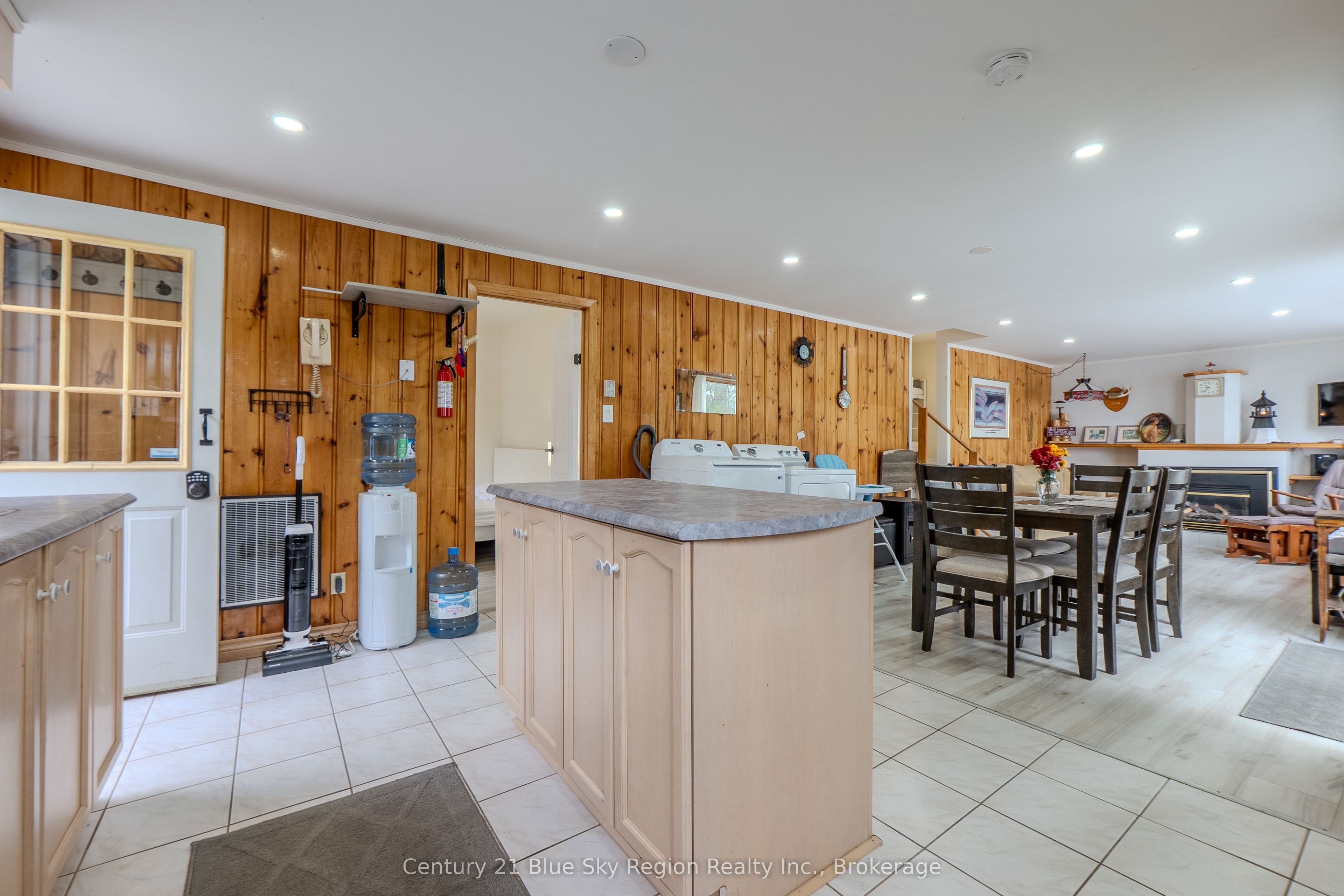1421 Northshore Road Property Photo 35