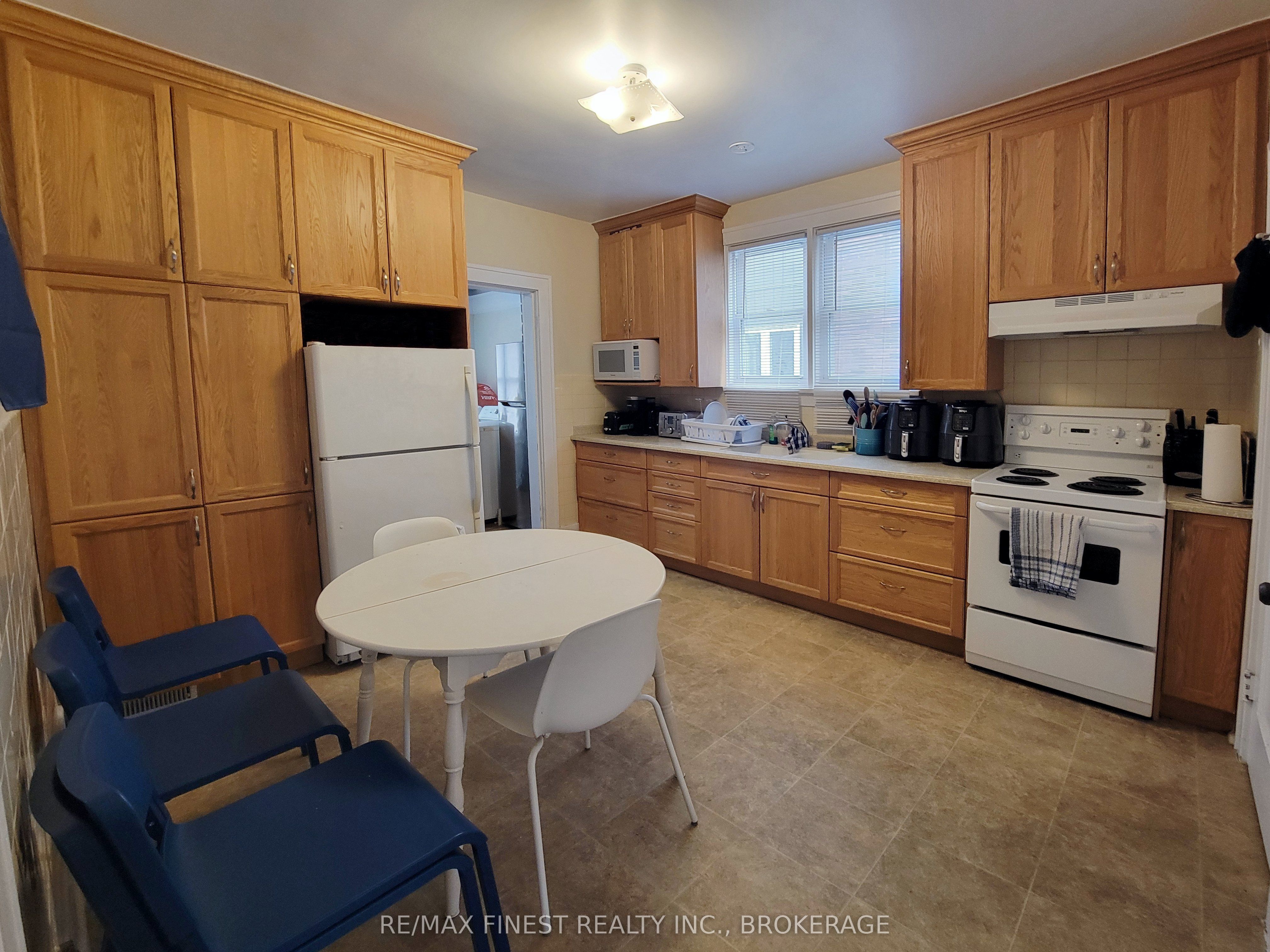 48 Dundas Street Property Photo 8