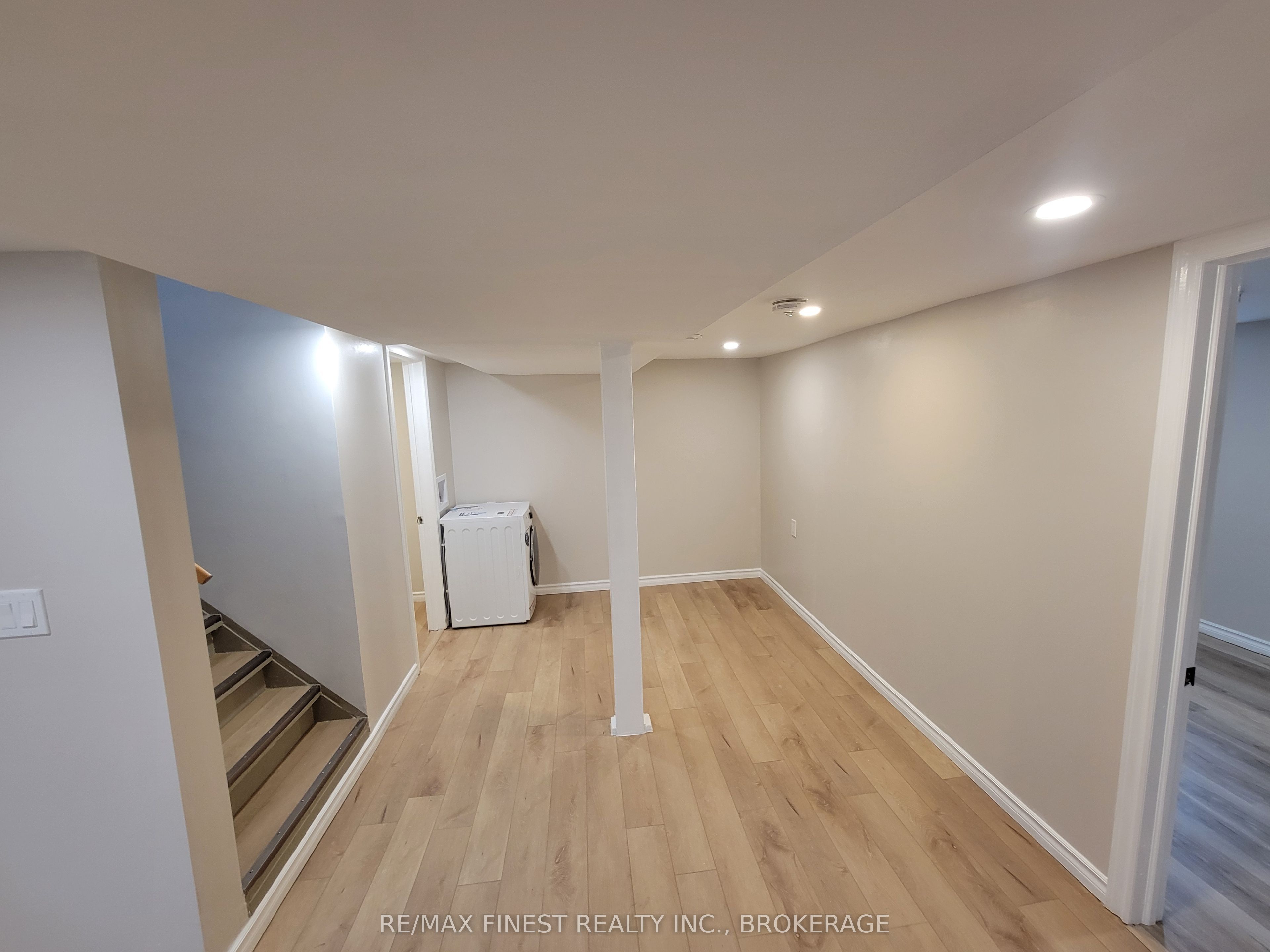 48 Dundas Street Property Photo 34