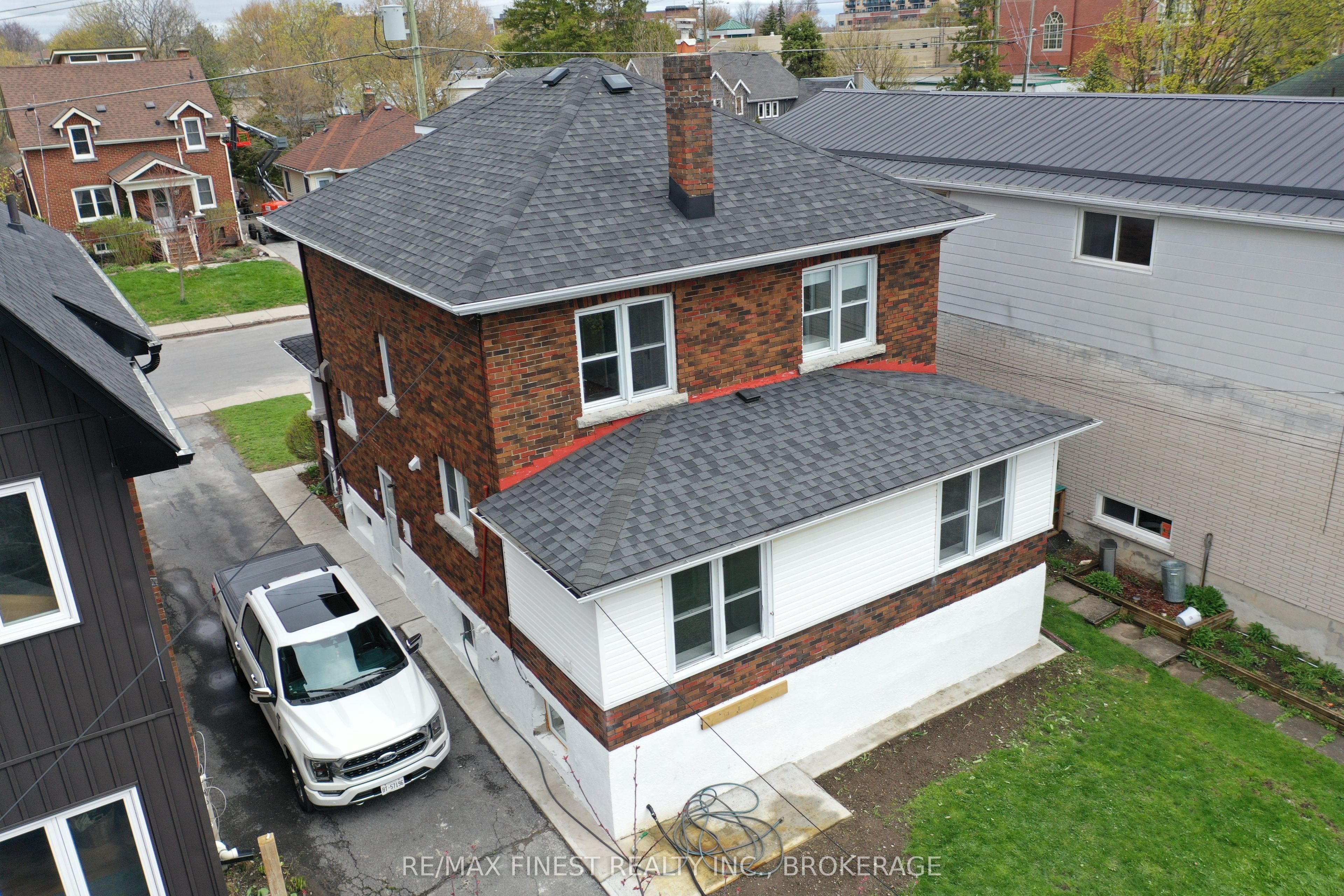 48 Dundas Street Property Photo 44