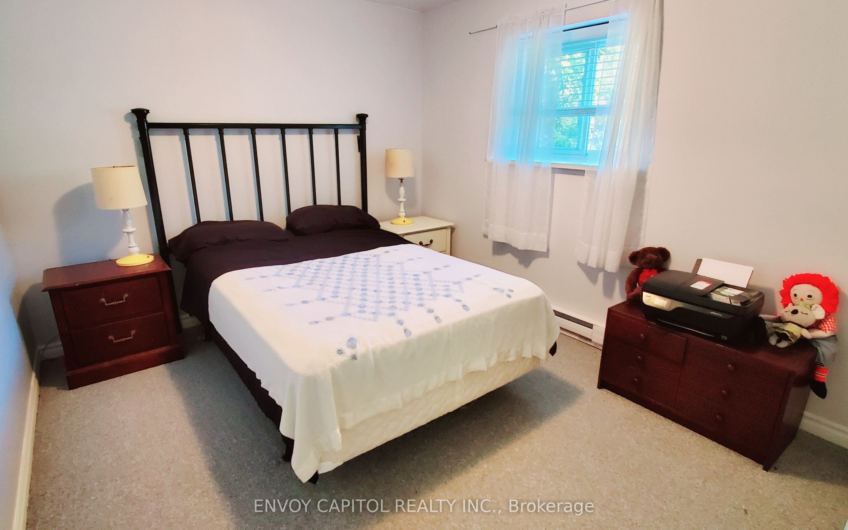 2303 Thurstonia Road Property Photo 12