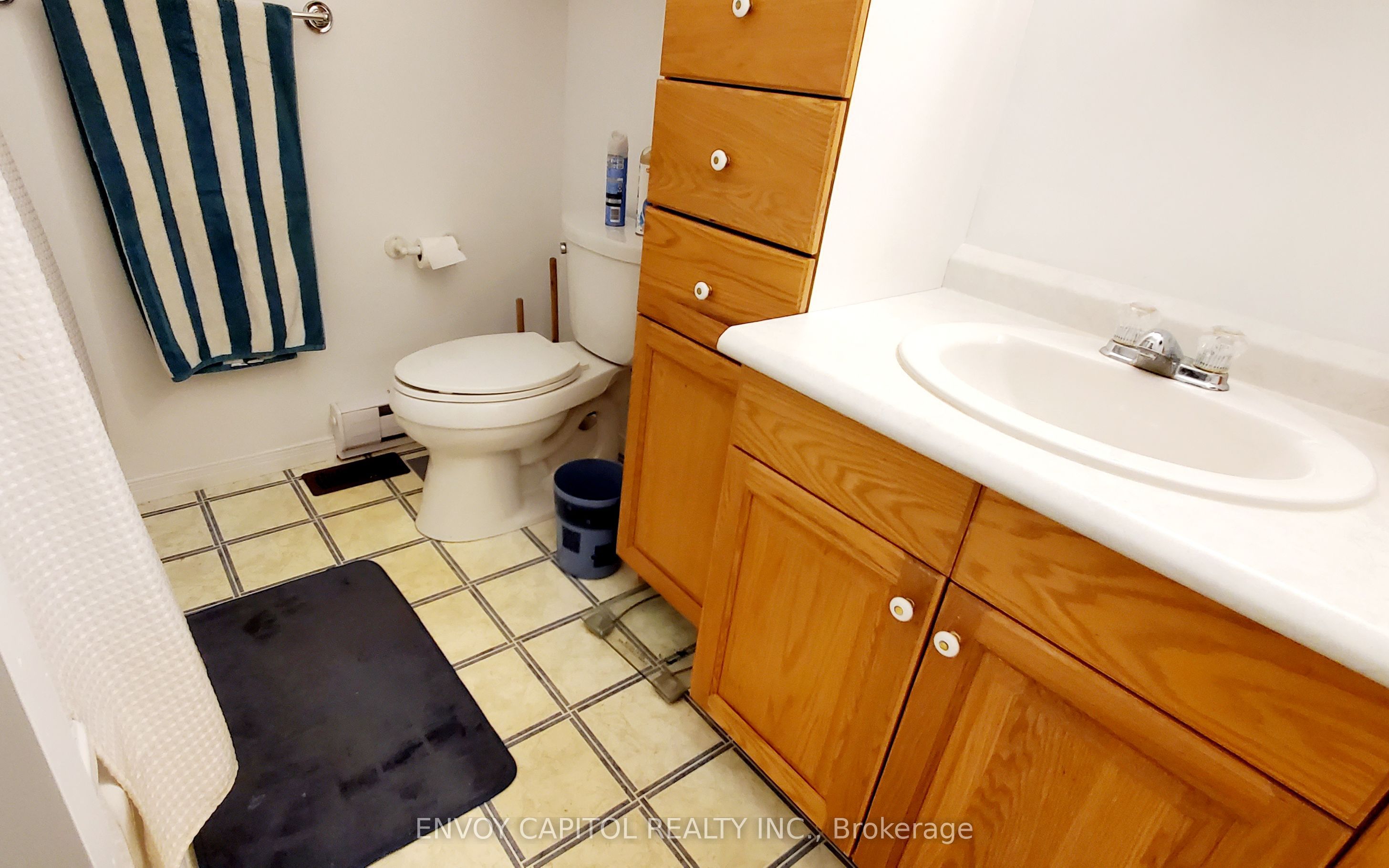 2303 Thurstonia Road Property Photo 14