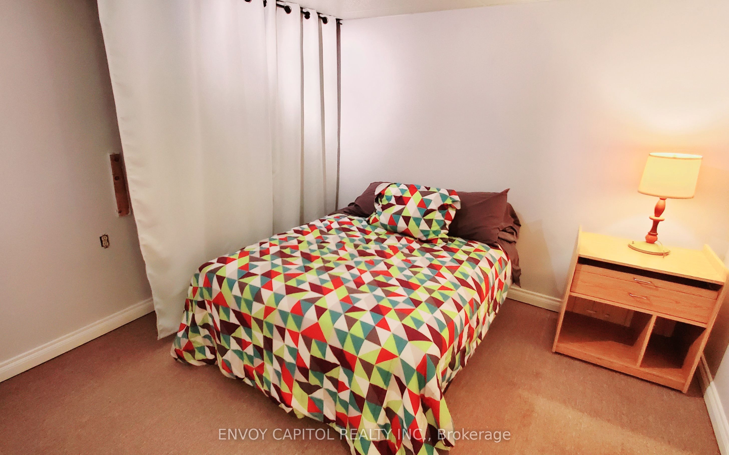 2303 Thurstonia Road Property Photo 15