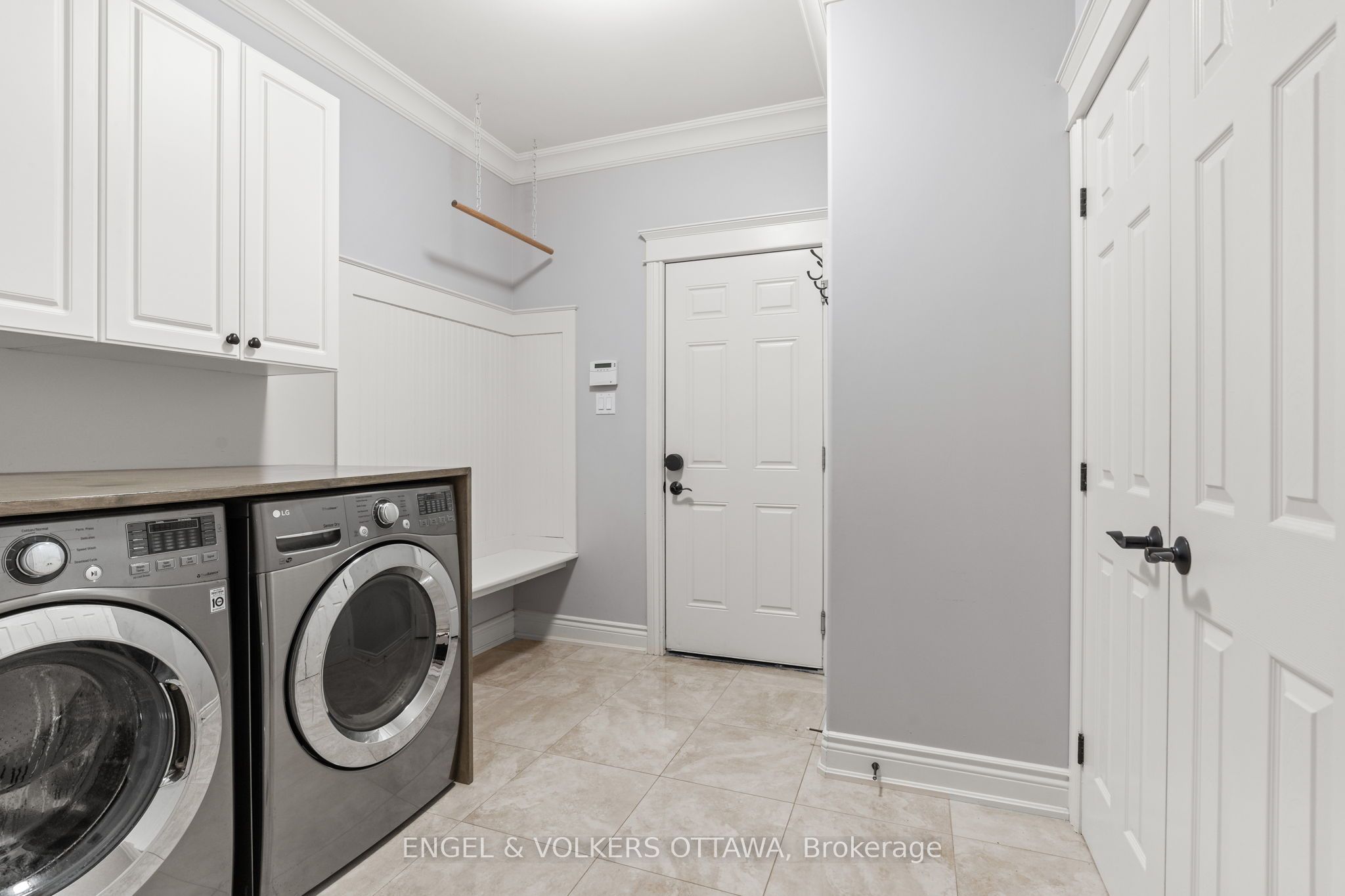6808 Suncrest Drive Property Photo 23