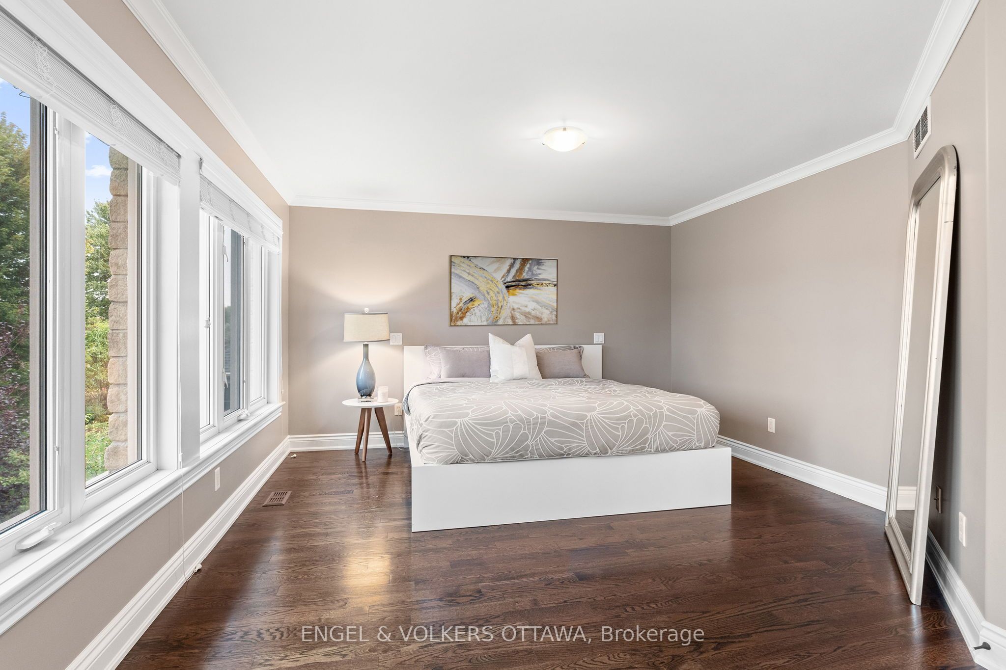 6808 Suncrest Drive Property Photo 25