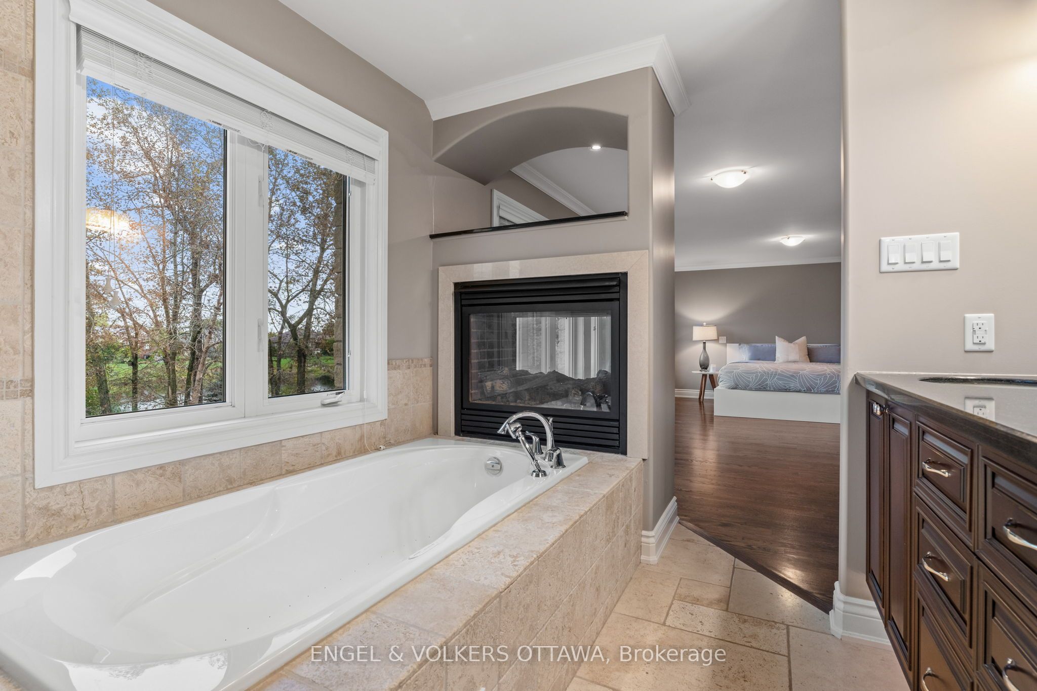 6808 Suncrest Drive Property Photo 28