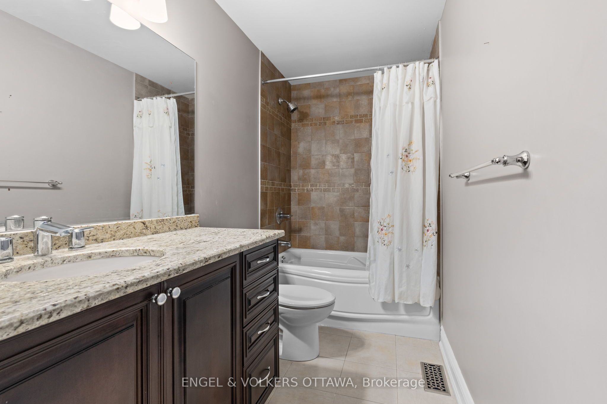6808 Suncrest Drive Property Photo 33