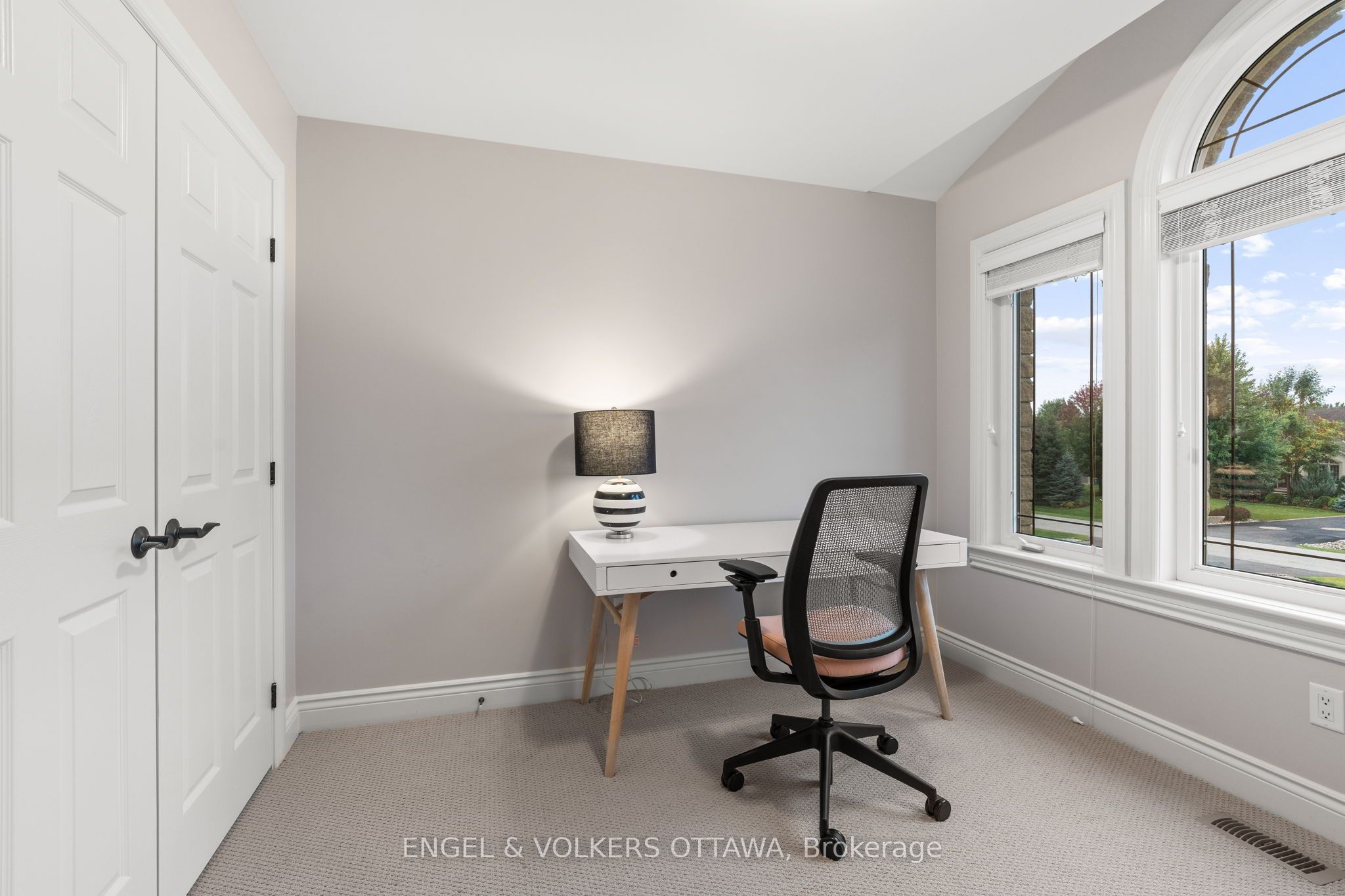 6808 Suncrest Drive Property Photo 34