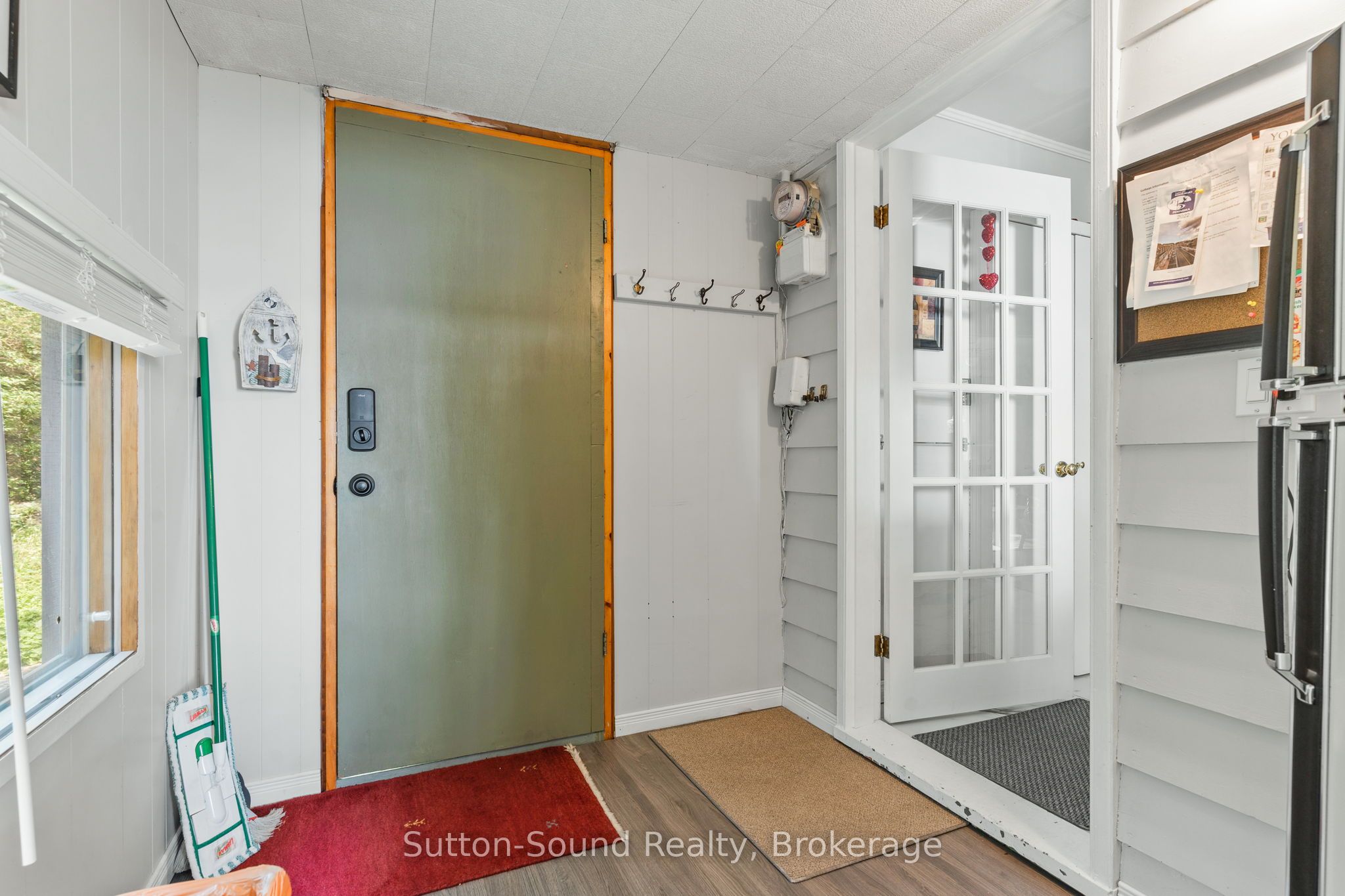 606 Mallory Beach Road Property Photo 7