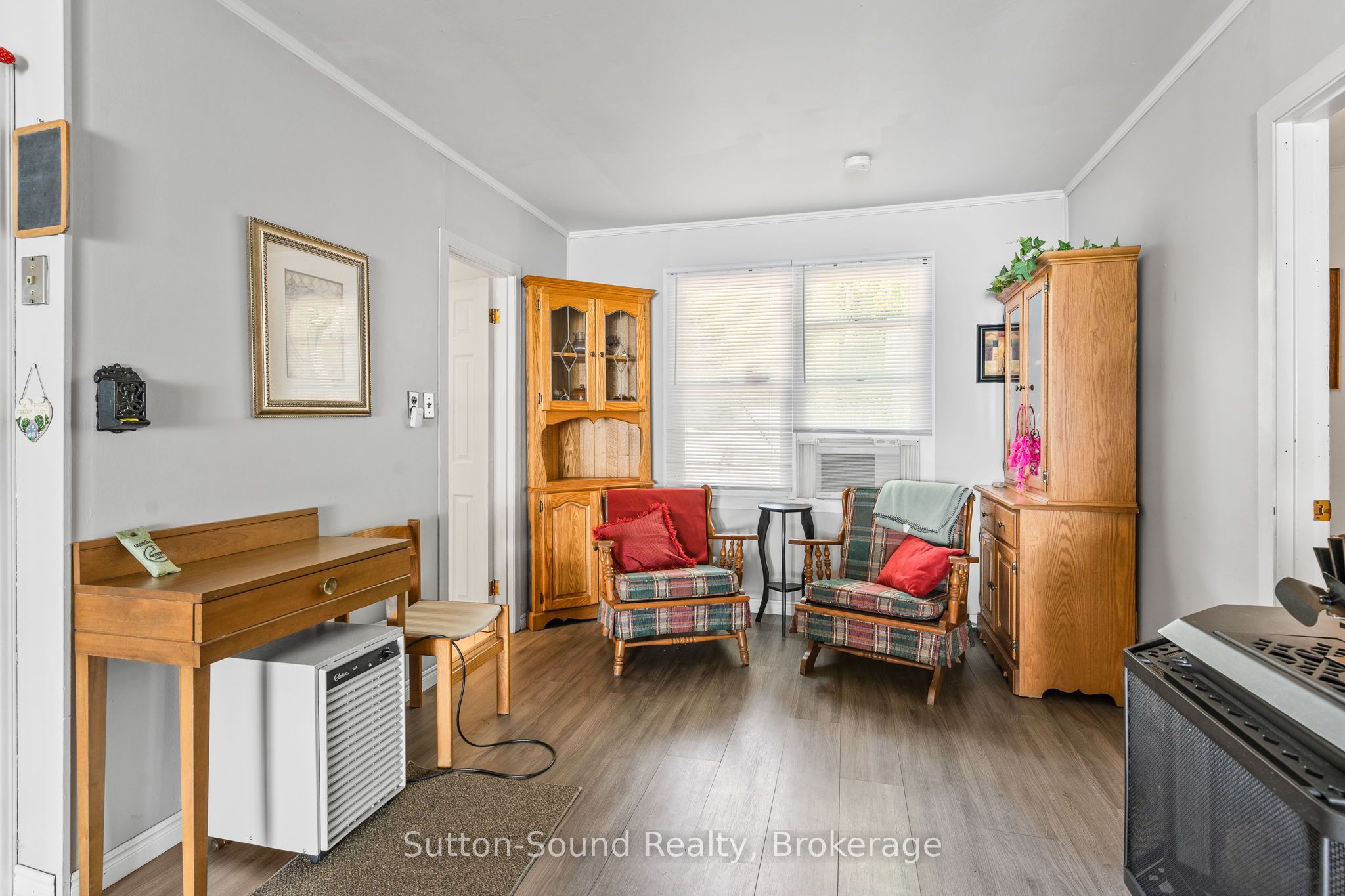 606 Mallory Beach Road Property Photo 17