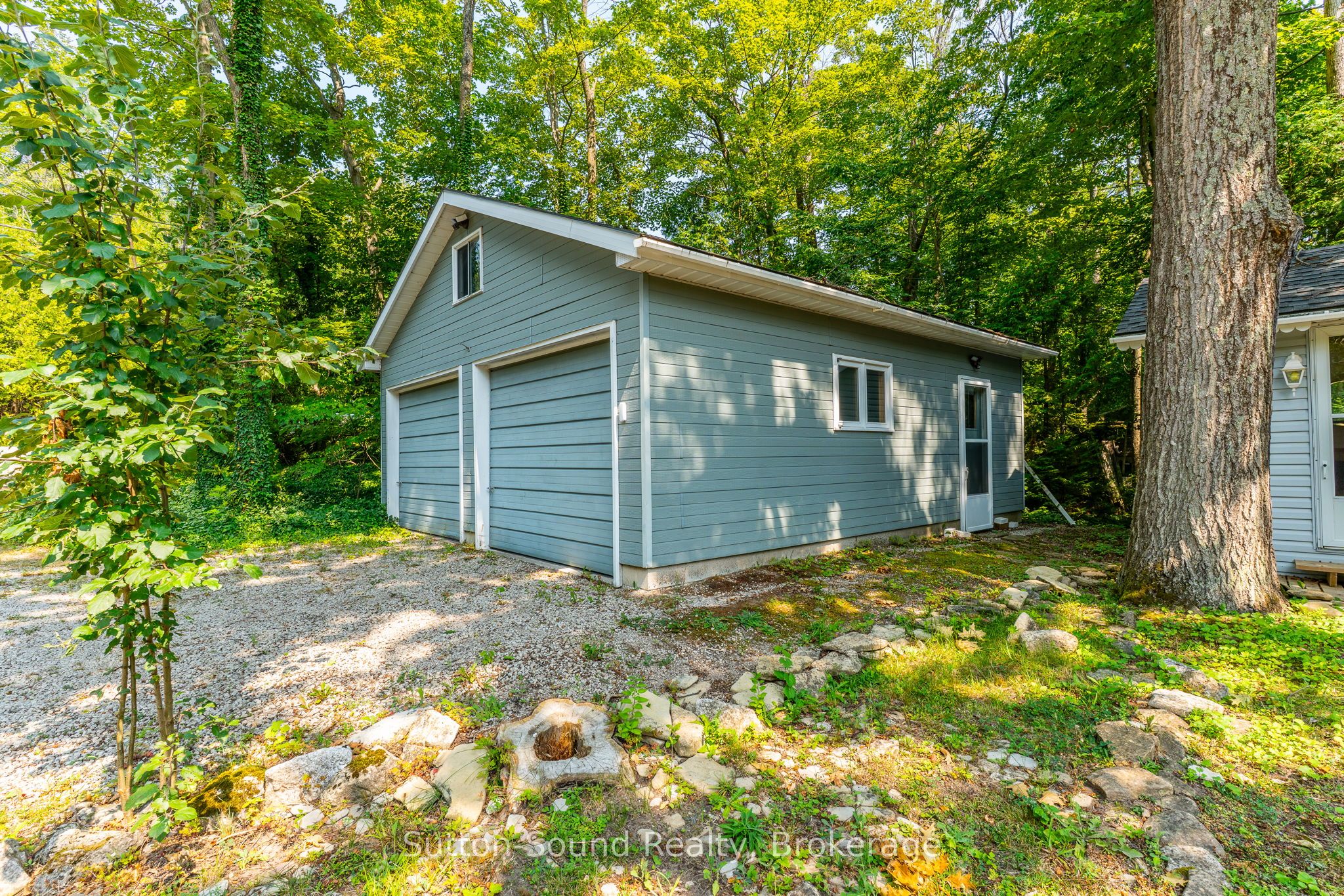 606 Mallory Beach Road Property Photo 26