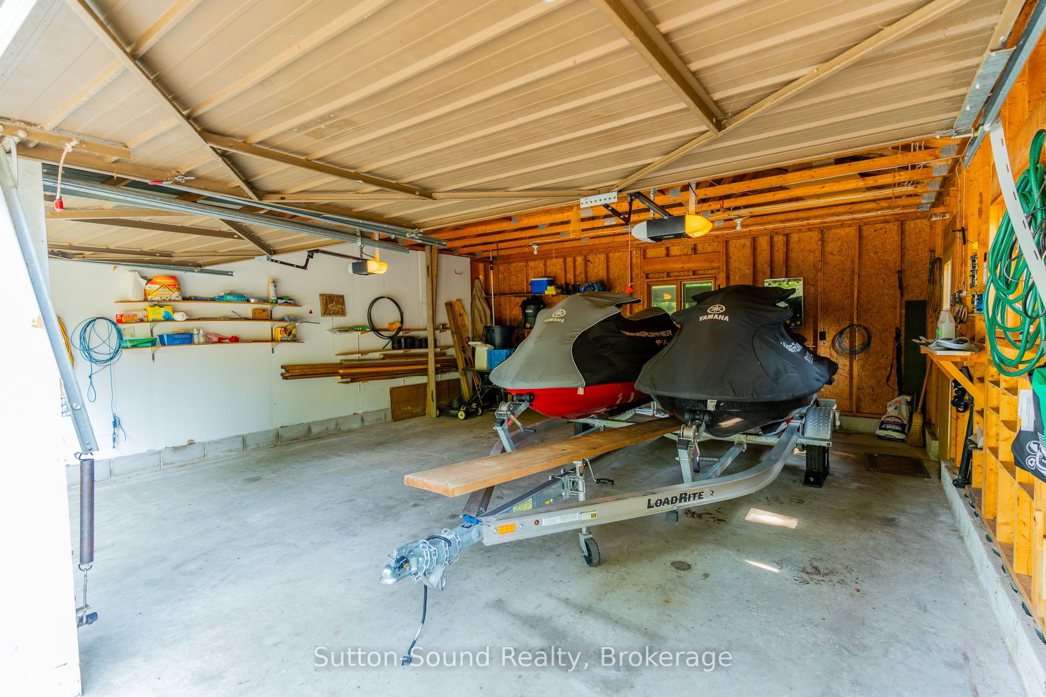 606 Mallory Beach Road Property Photo 27