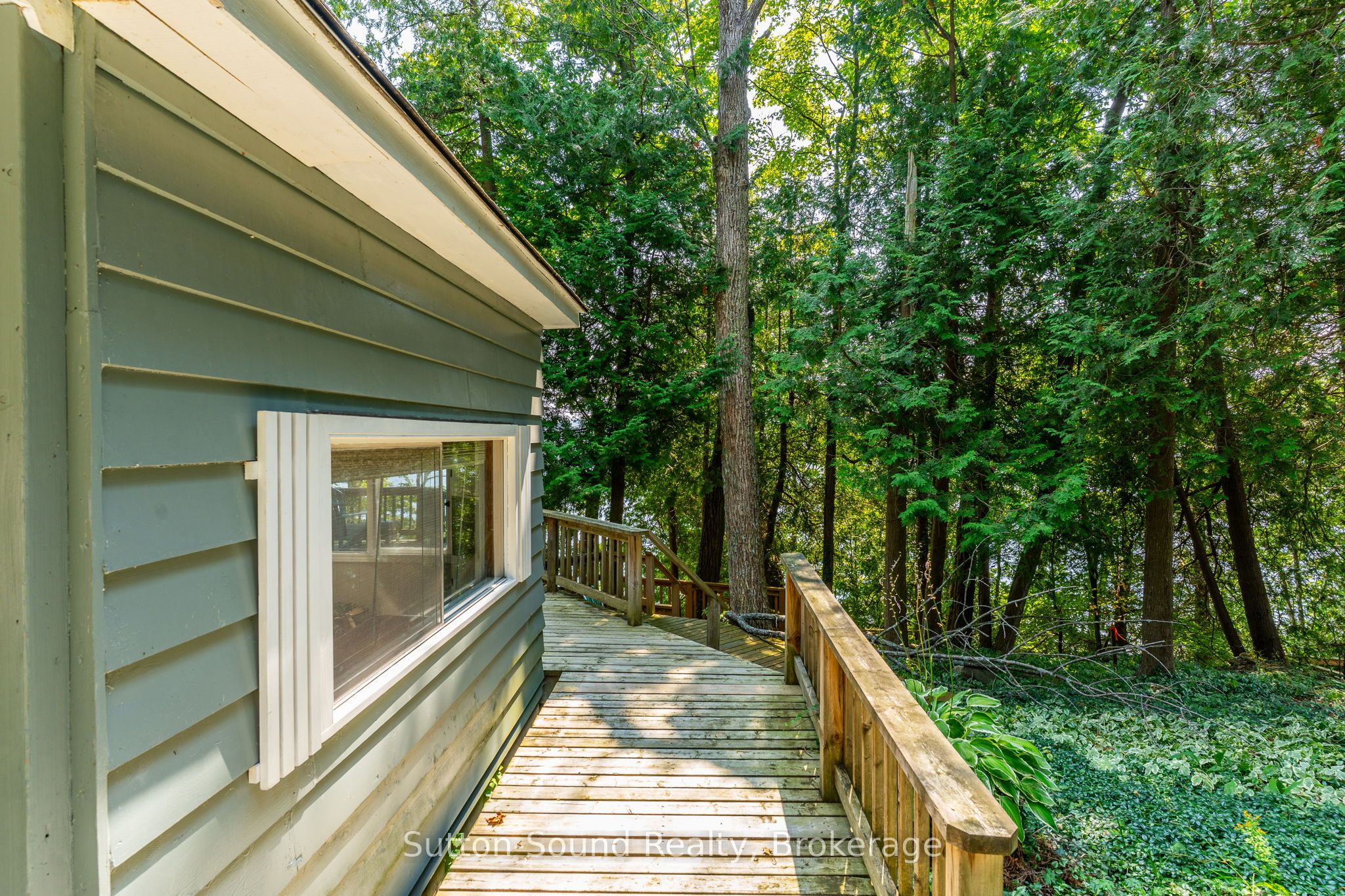 606 Mallory Beach Road Property Photo 28