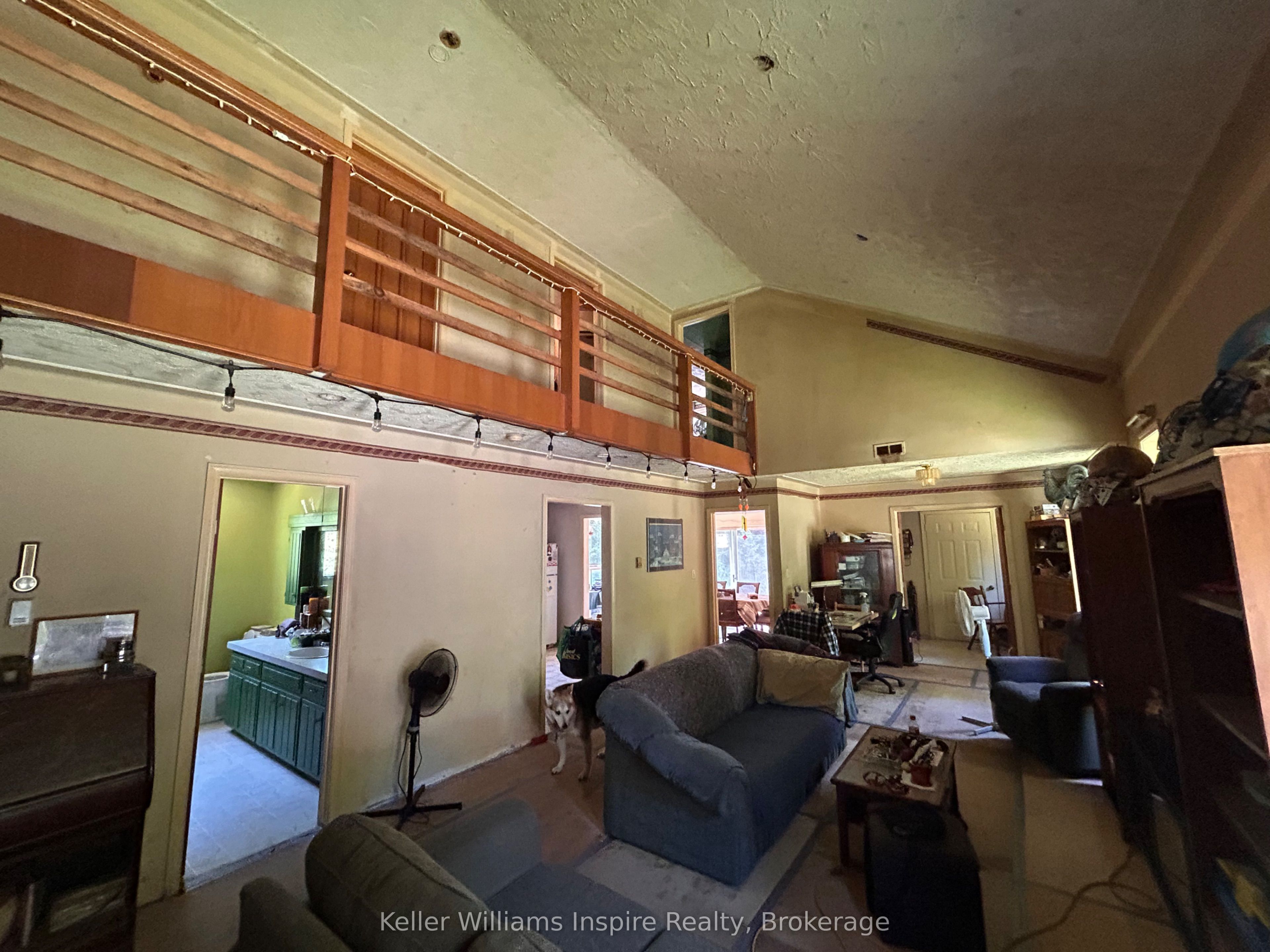 135431 9th Line Property Photo 3