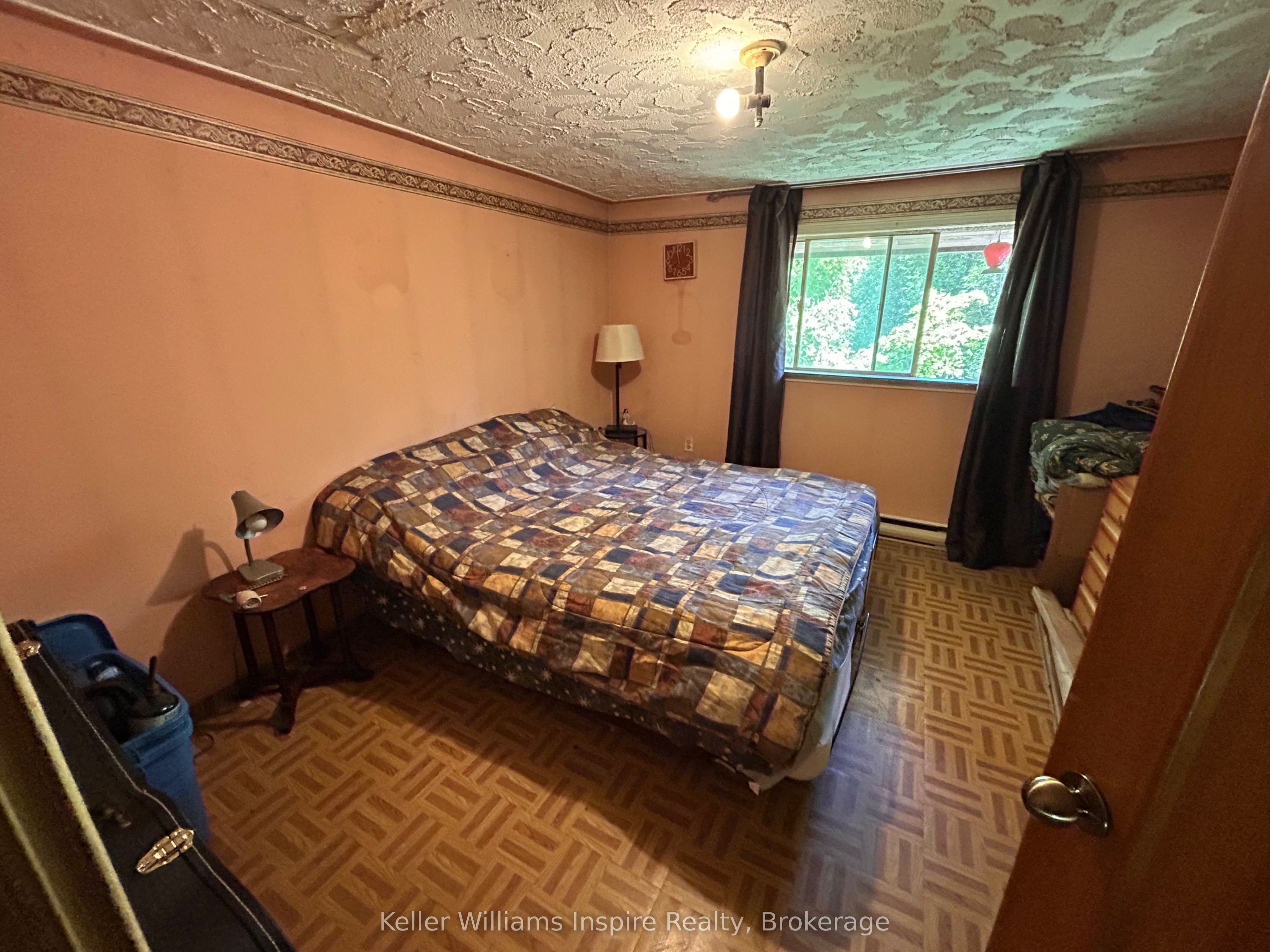 135431 9th Line Property Photo 7