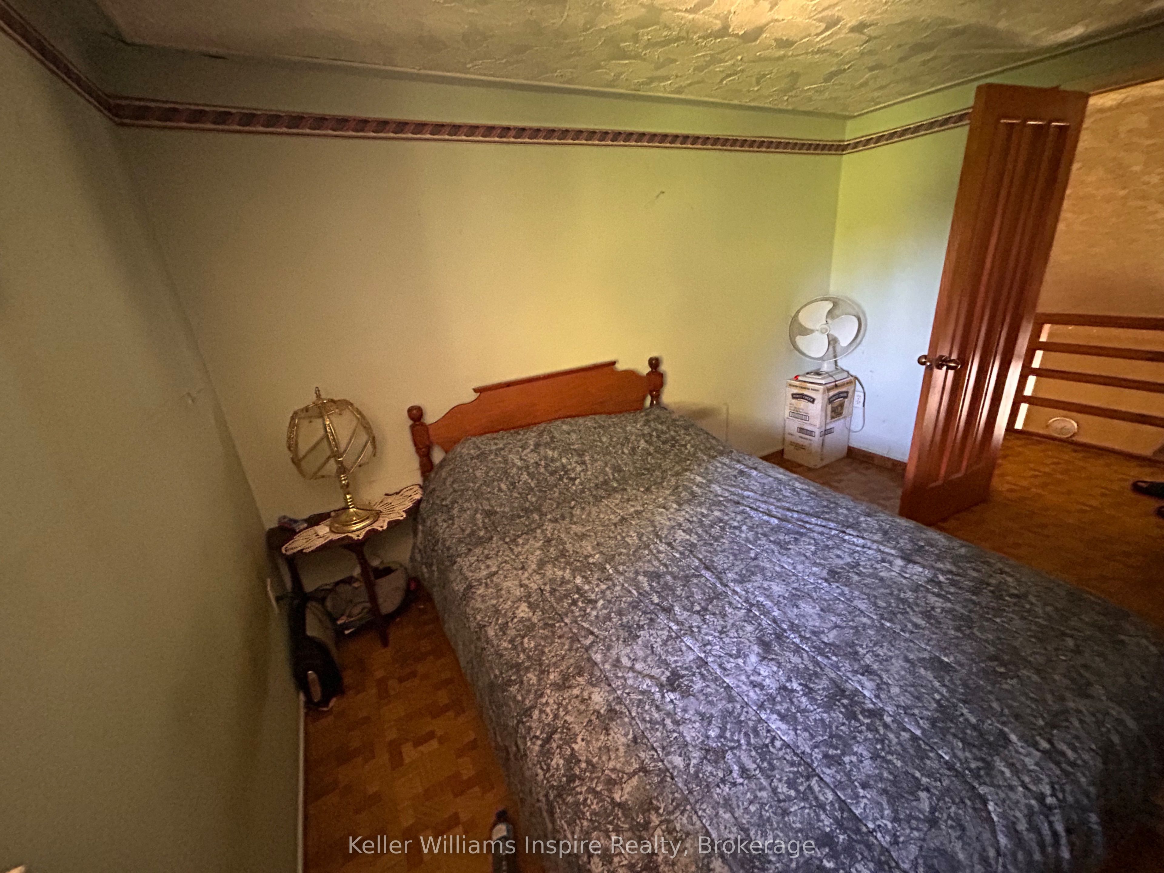 135431 9th Line Property Photo 10