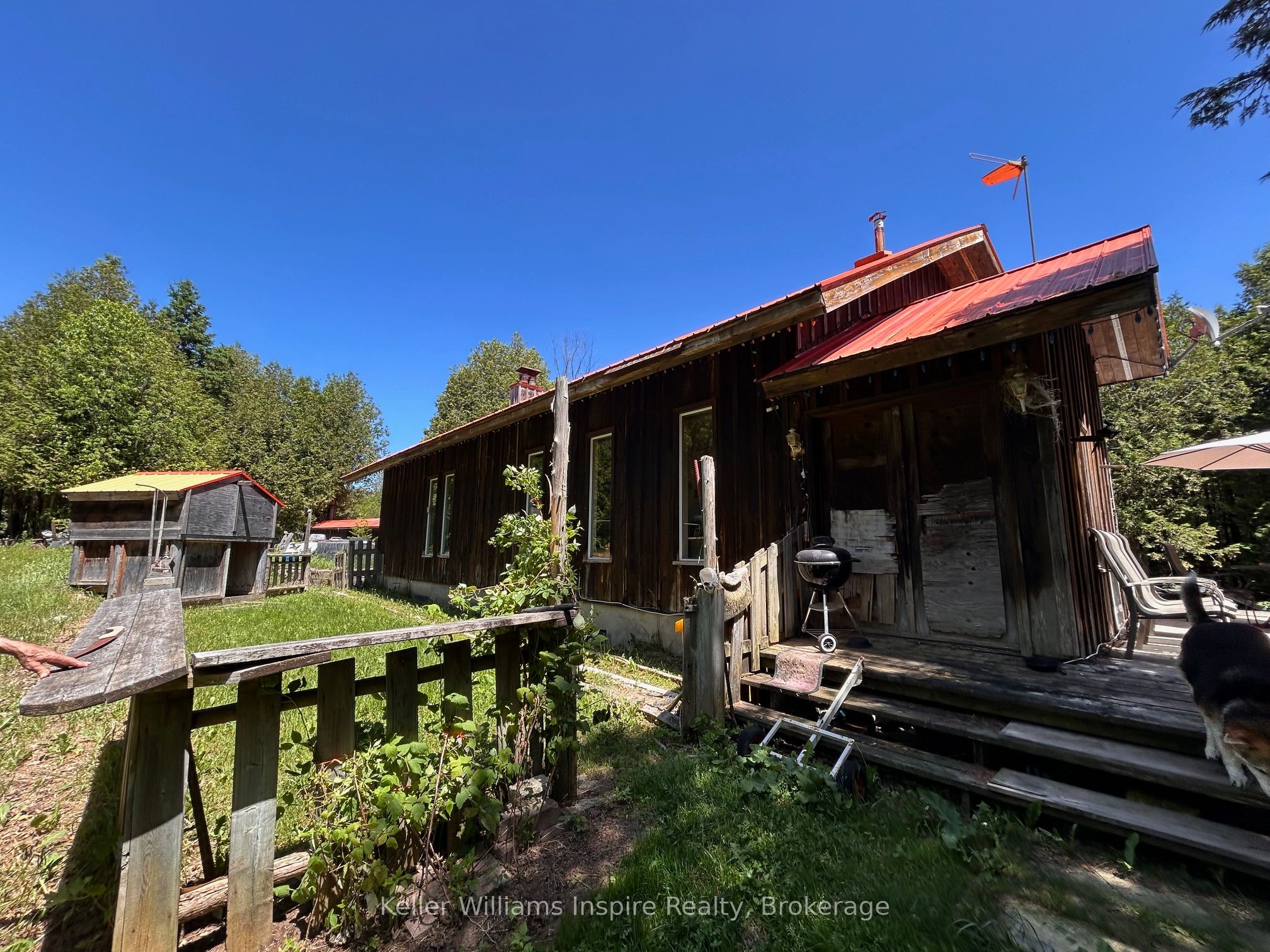 135431 9th Line Property Photo 20