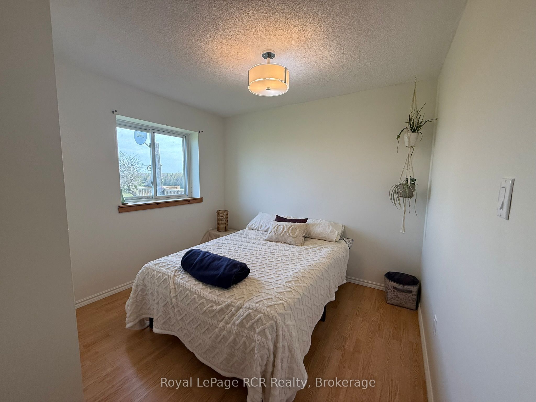 385190 Concession 4a Property Photo 20