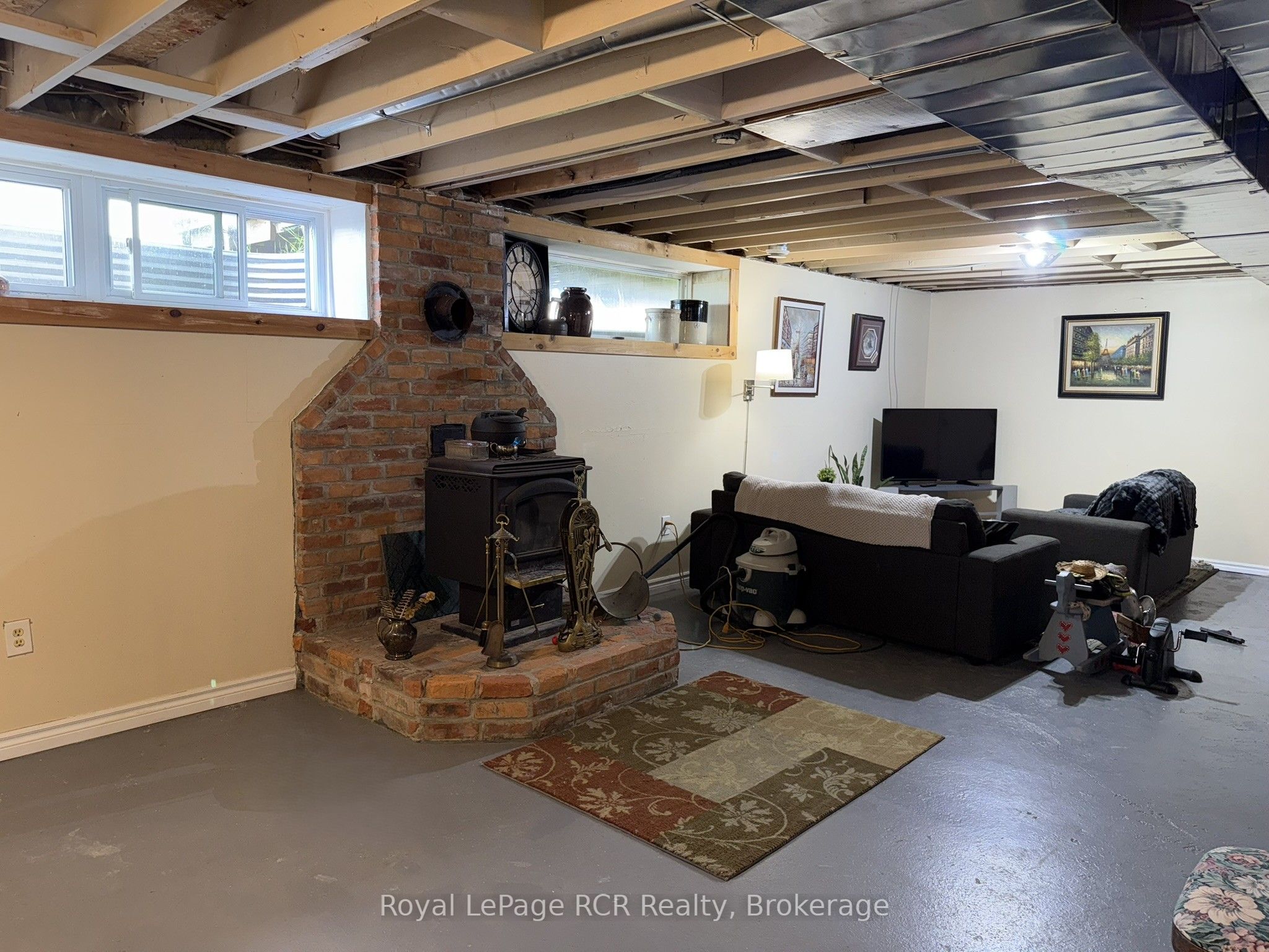 385190 Concession 4a Property Photo 26