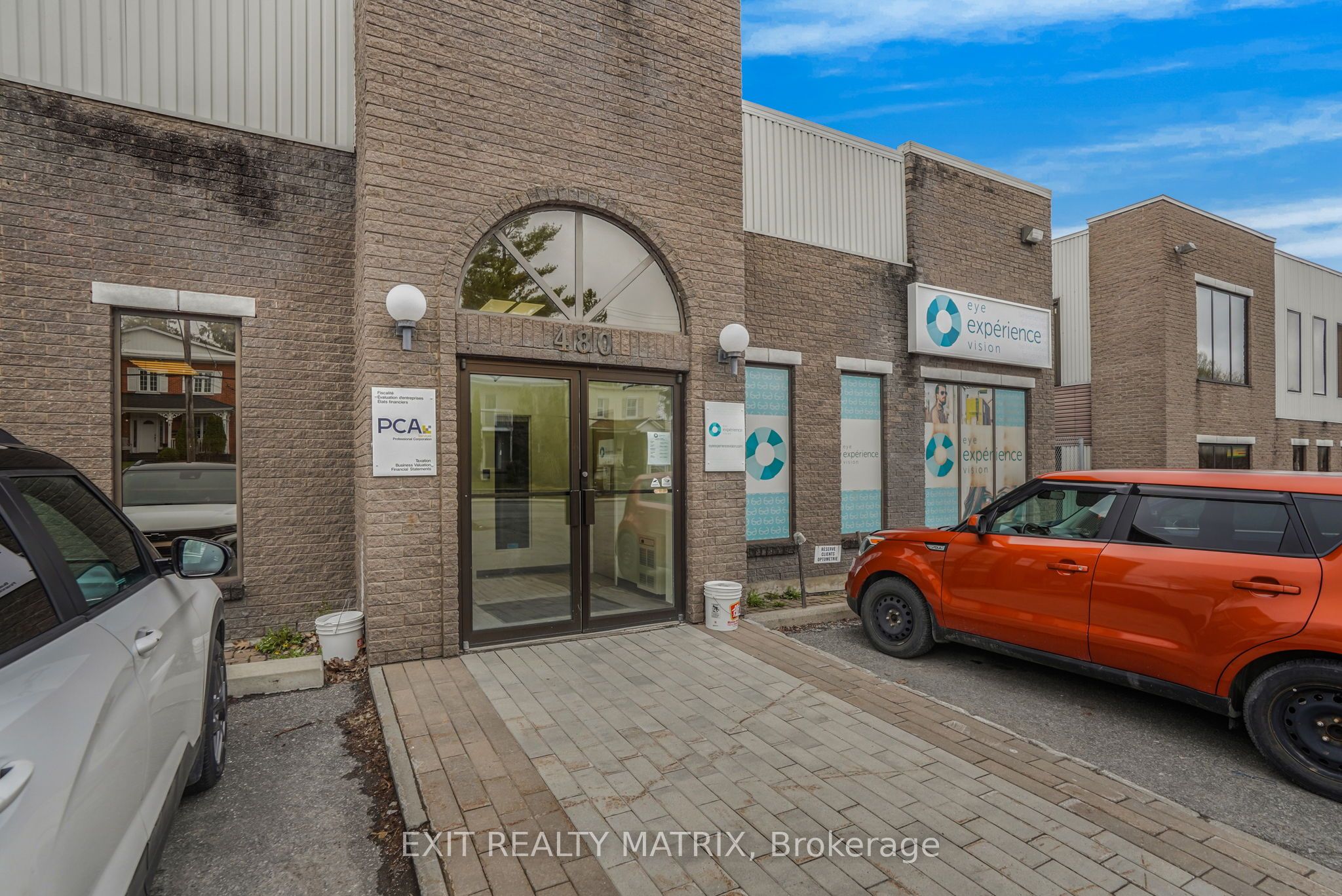 480 Mcgill Street Property Photo 3