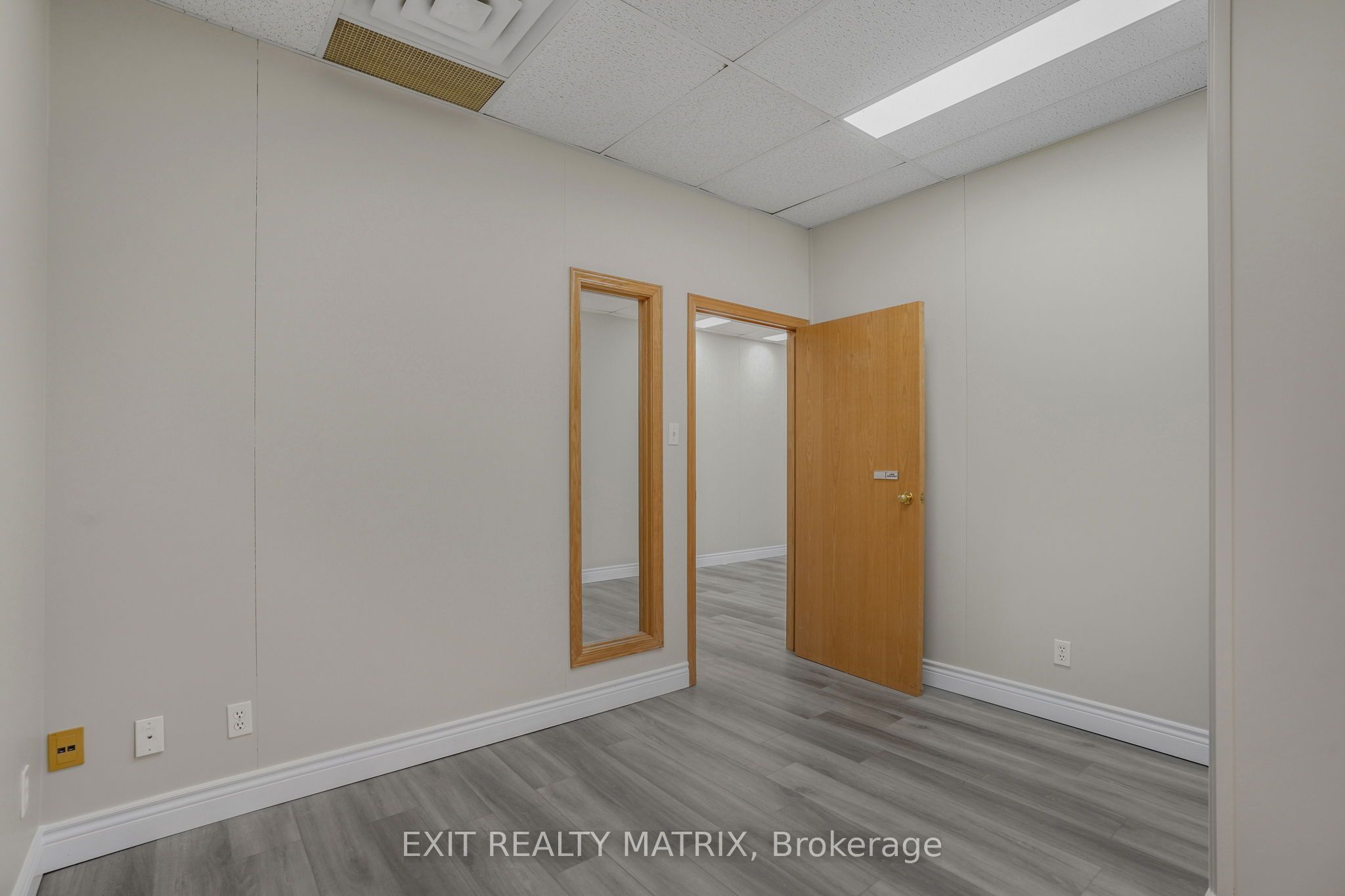 480 Mcgill Street Property Photo 13