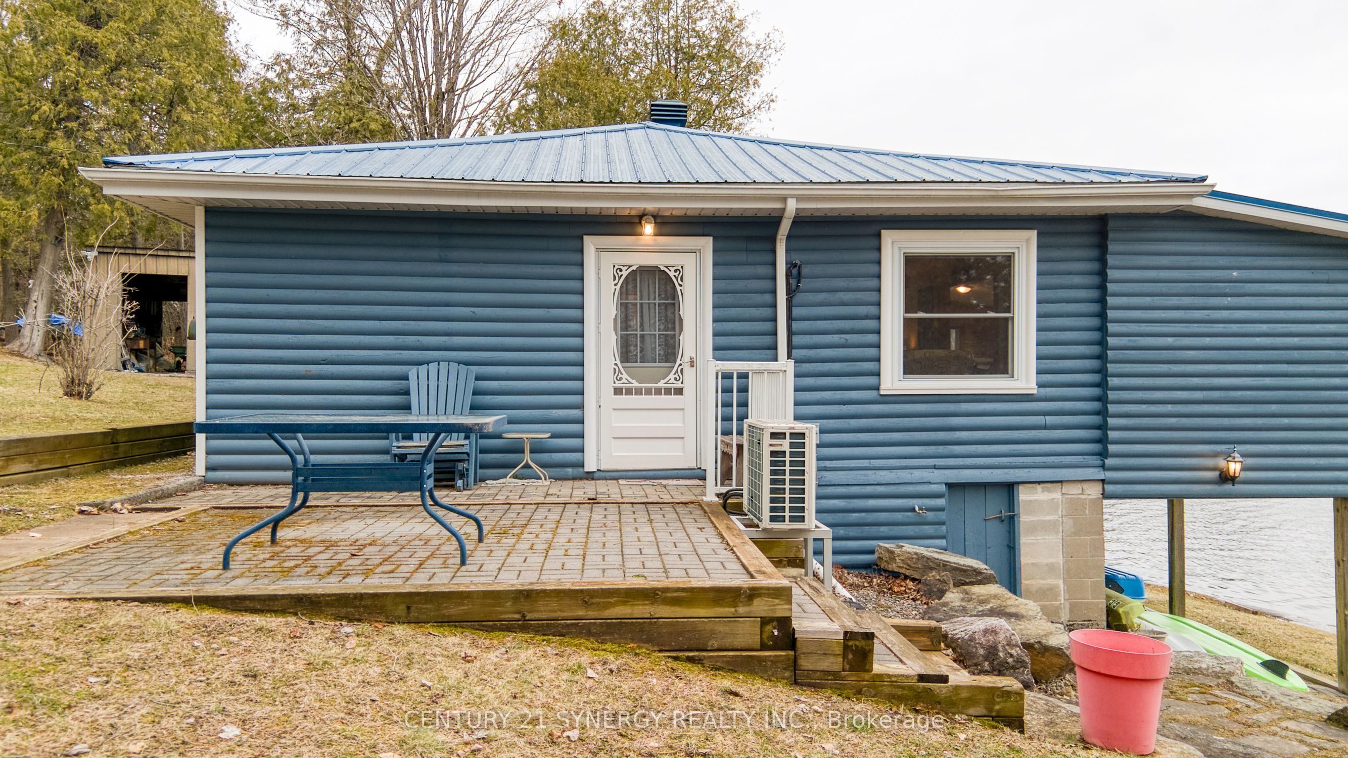 747 Brooks Corner Road Property Photo 5