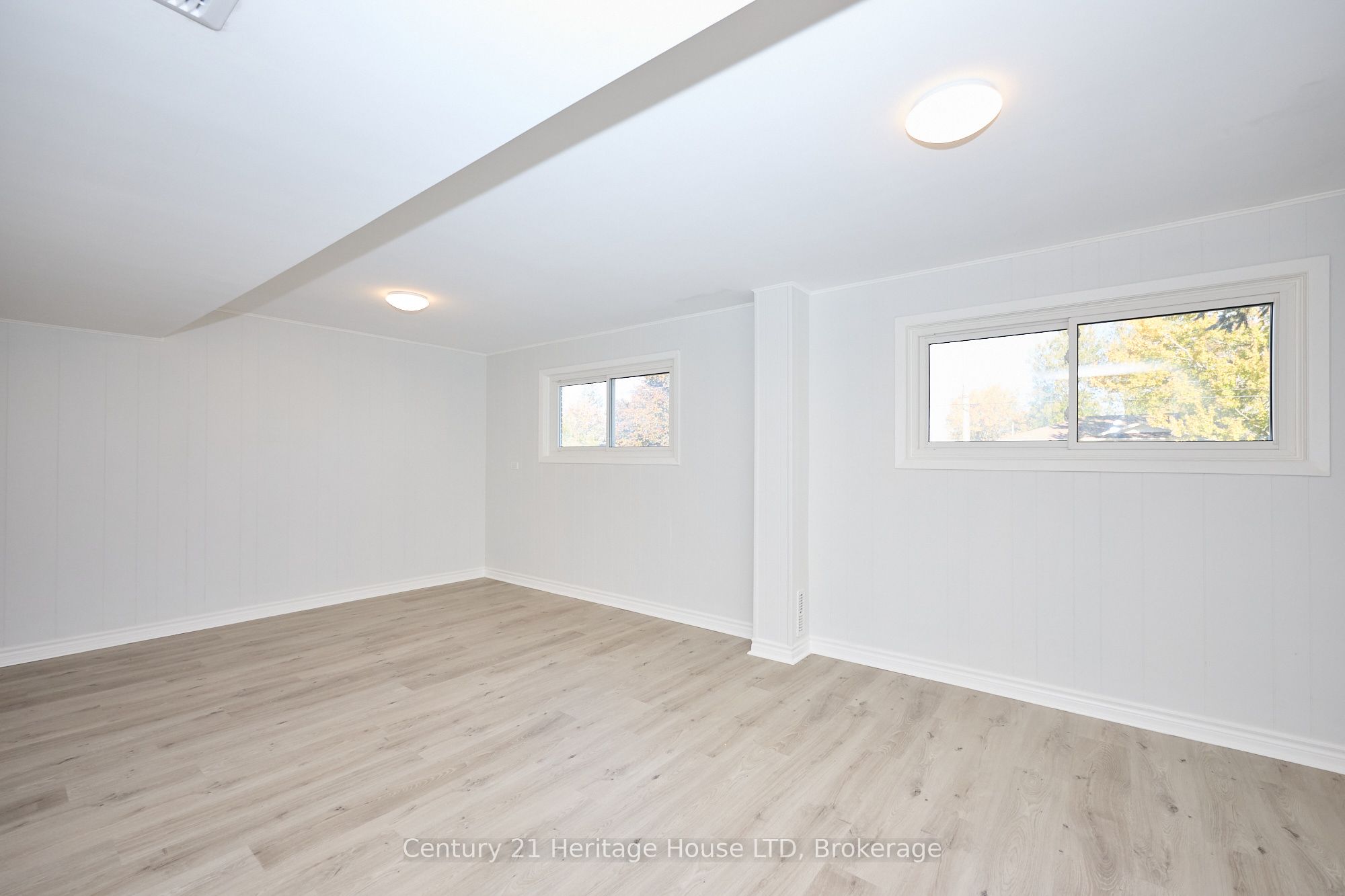 148 Champlain Drive Property Photo 18