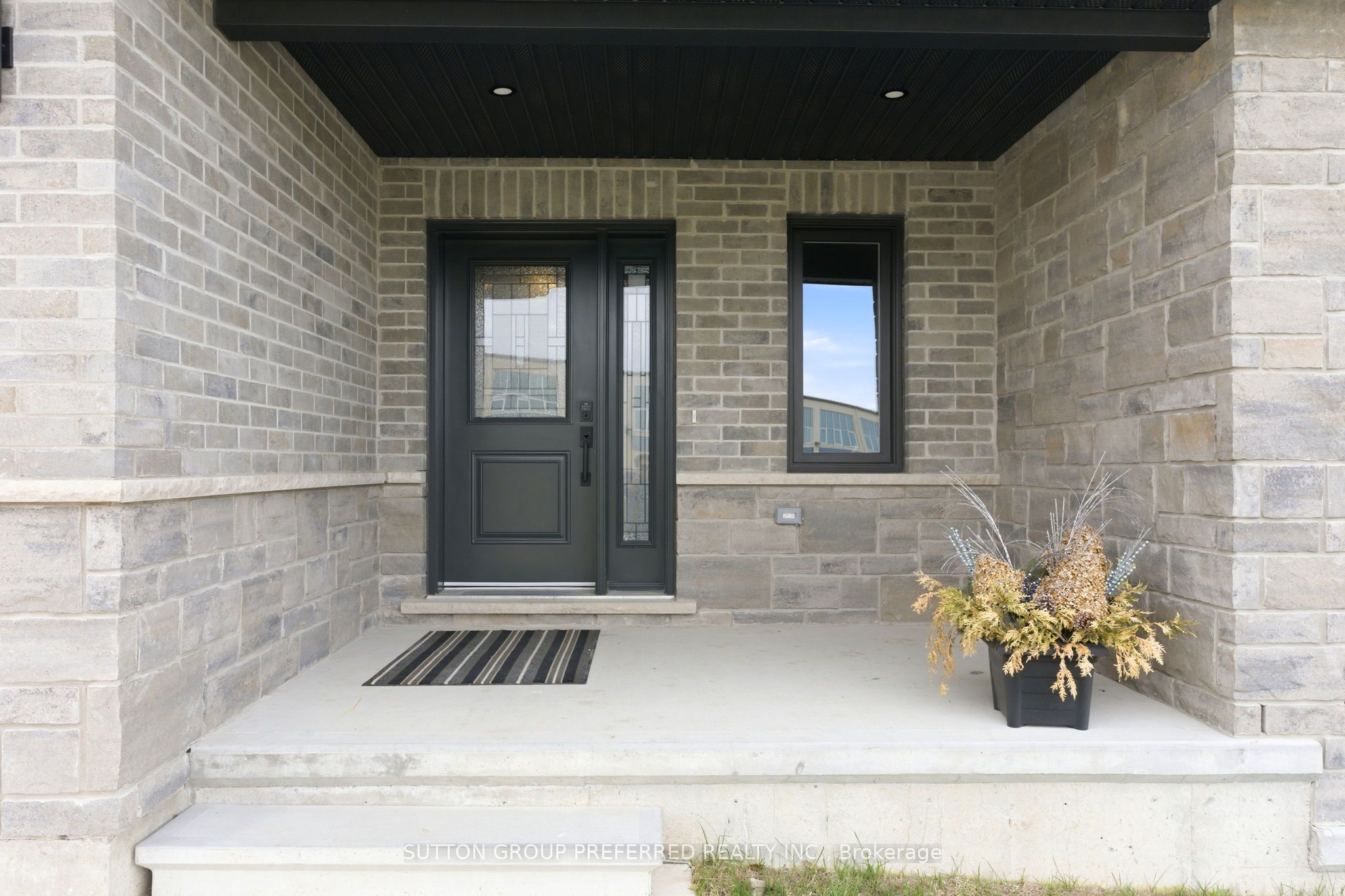 236 Beech Street Property Photo 5