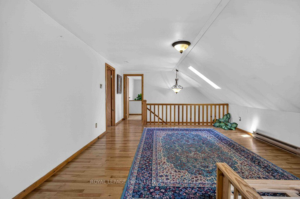 2406 Northeys Bay Road Property Photo 24