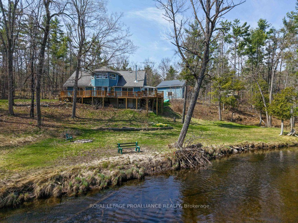 2406 Northeys Bay Road Property Photo 39
