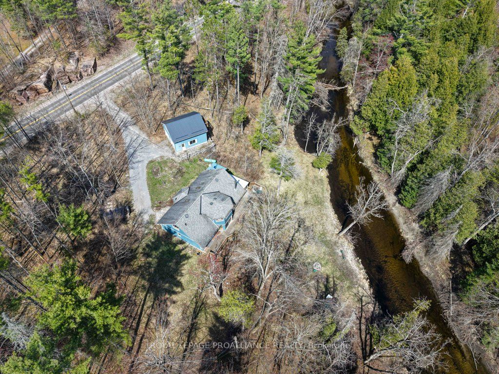2406 Northeys Bay Road Property Photo 45