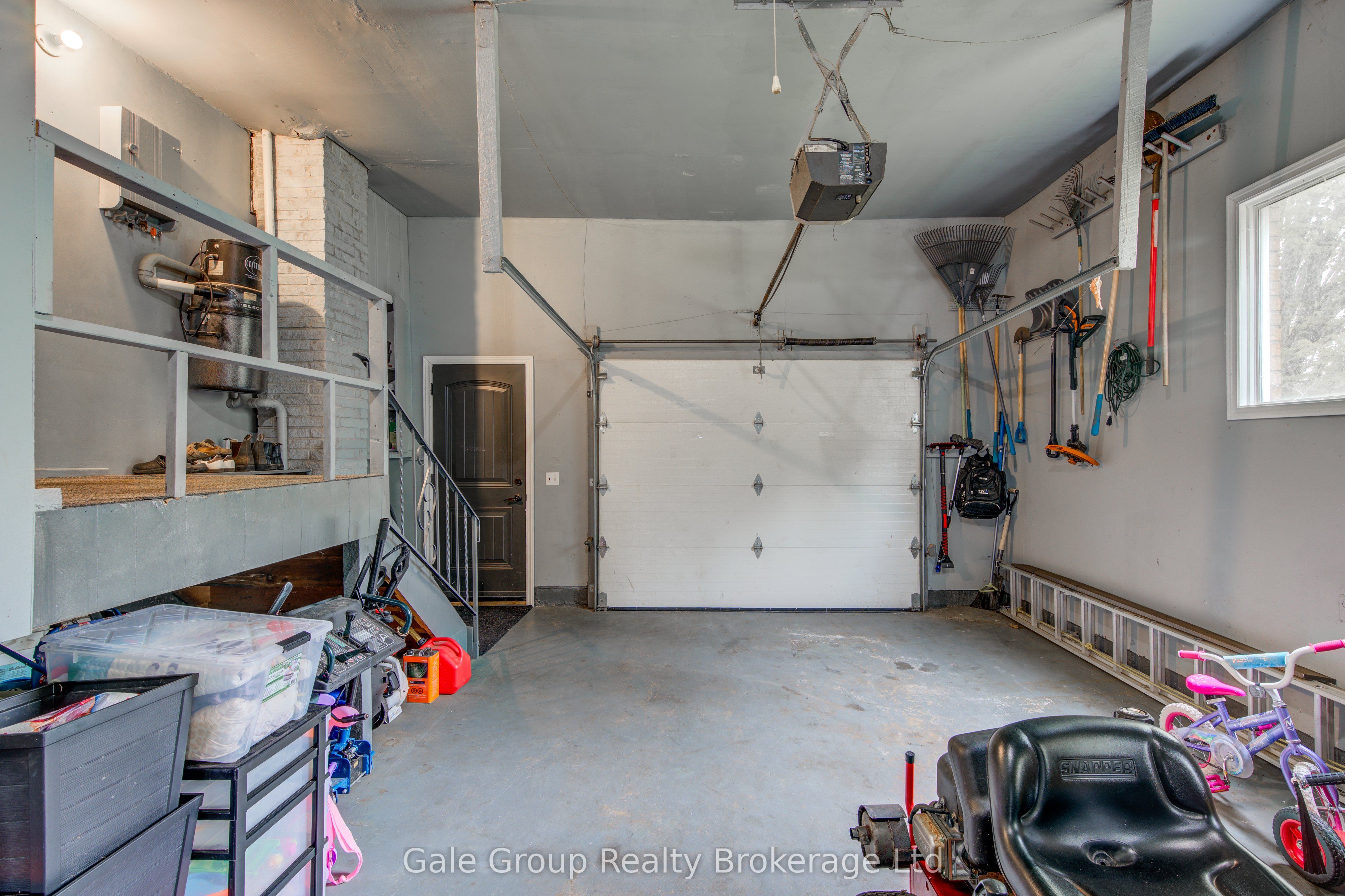 222 Caverly Road S Property Photo 23