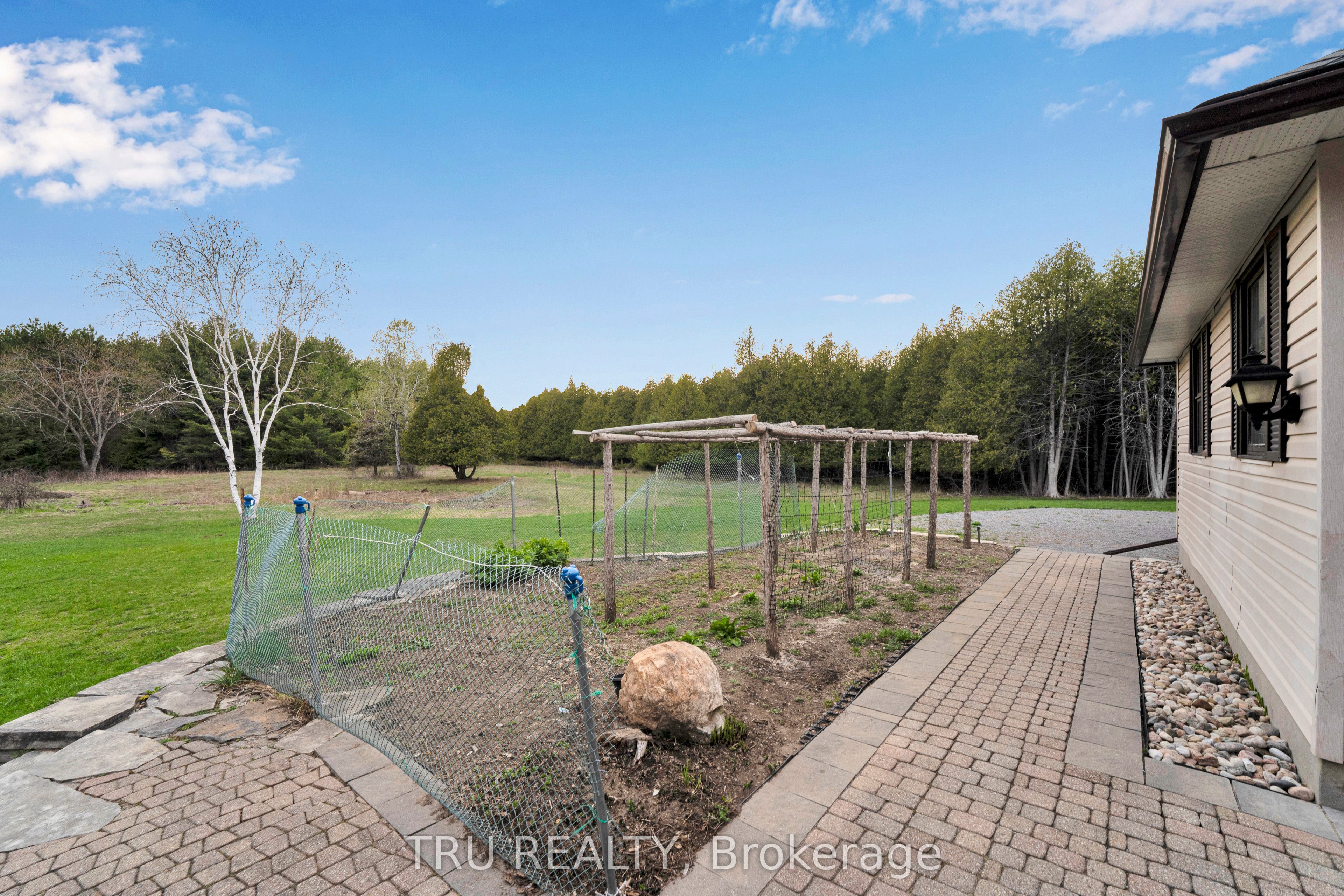 2529 Marshwood Road Property Photo 37