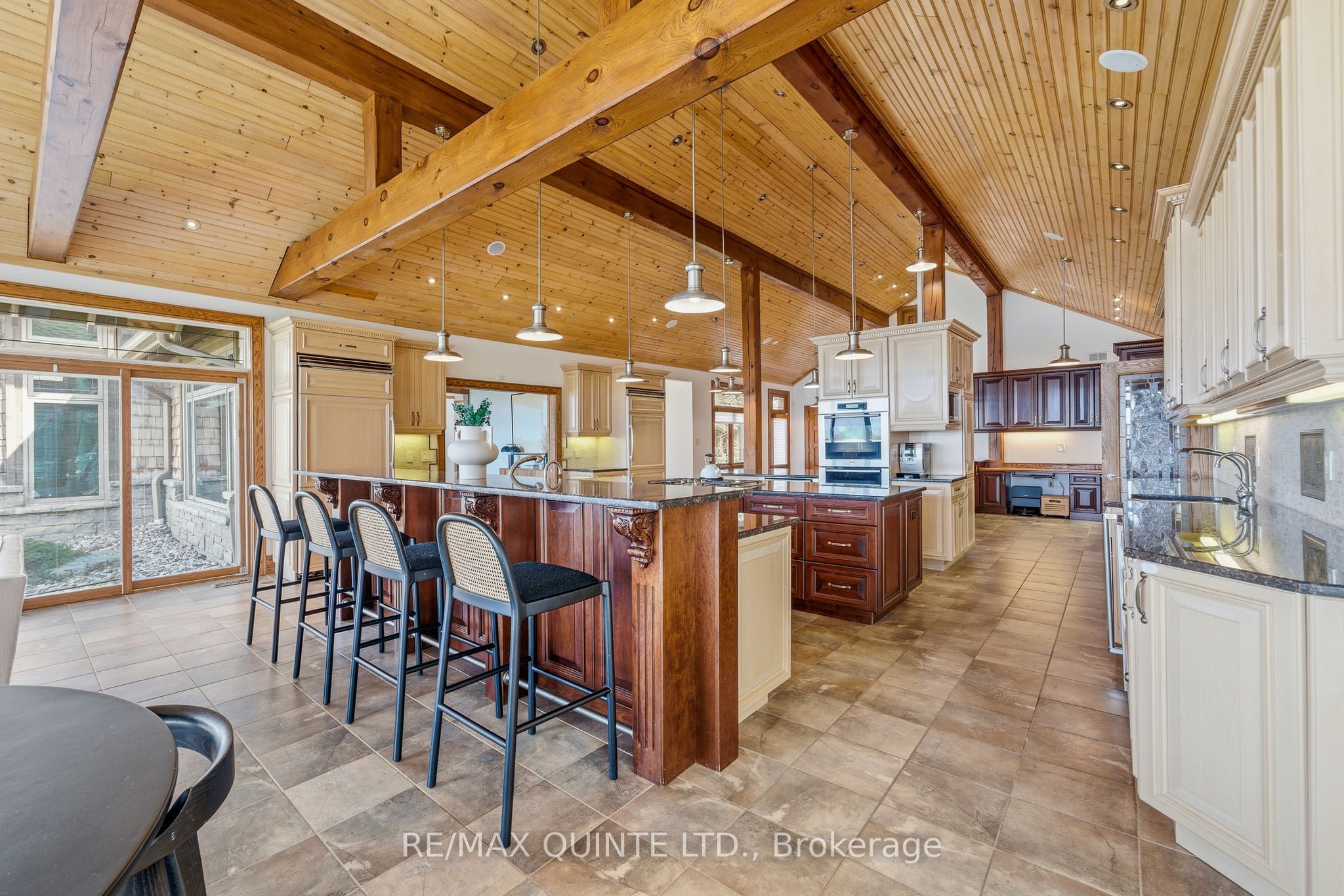 18 Loop Lane Property Photo 8