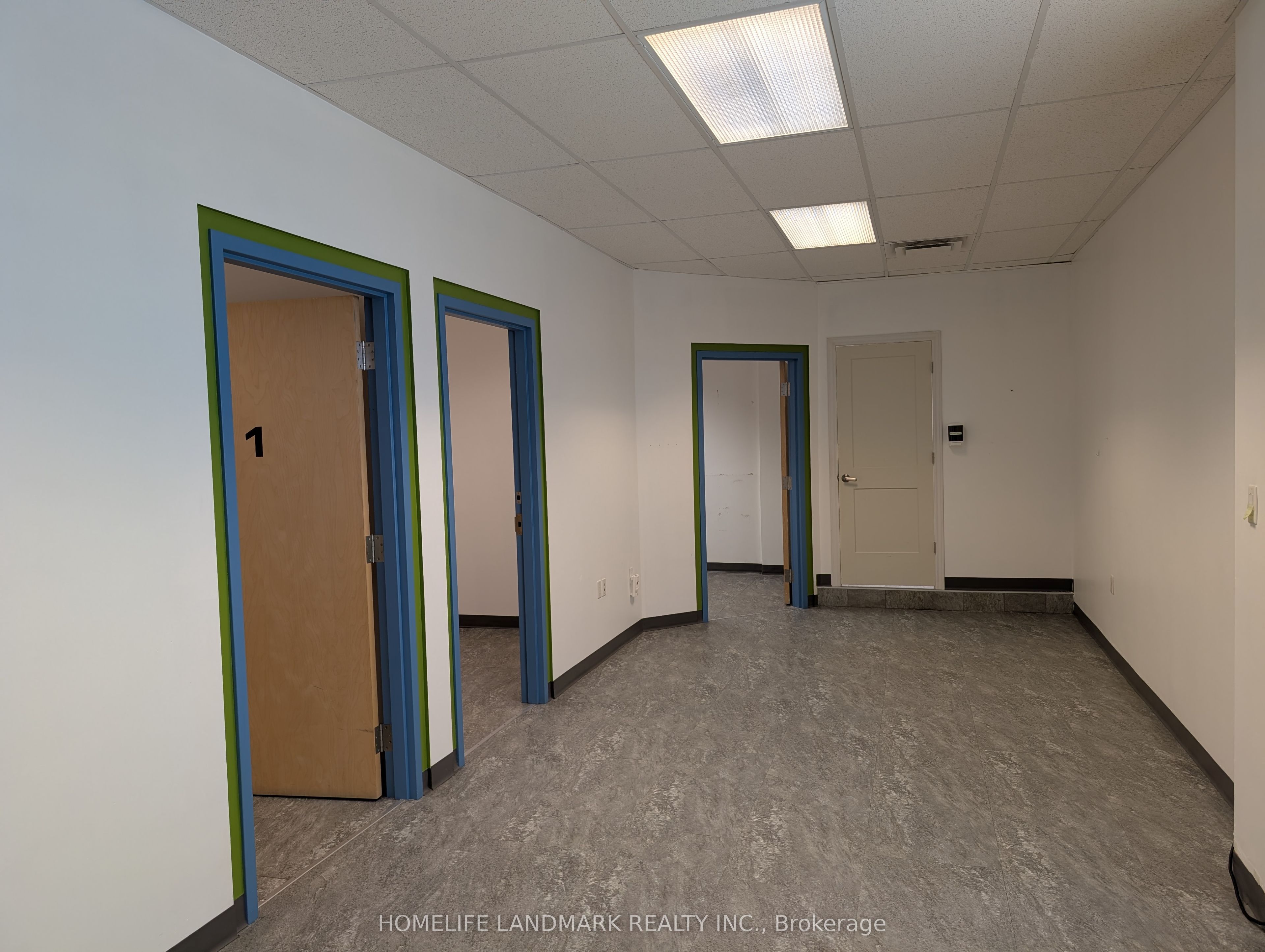 1043 2nd Avenue E Property Photo 1