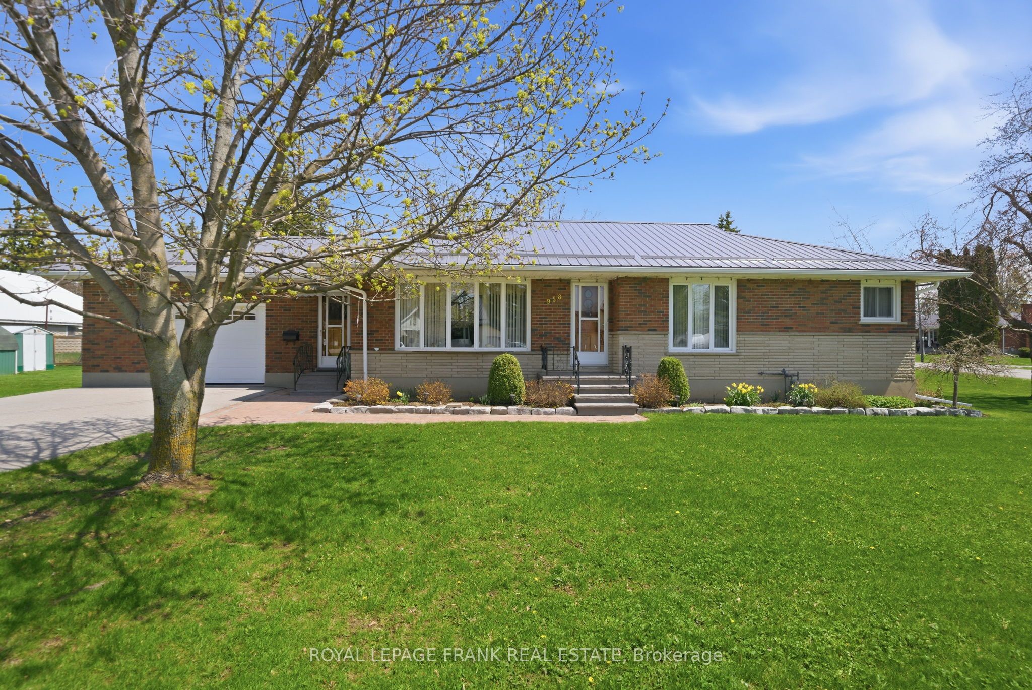 958 Eldon Road Property Photo 2