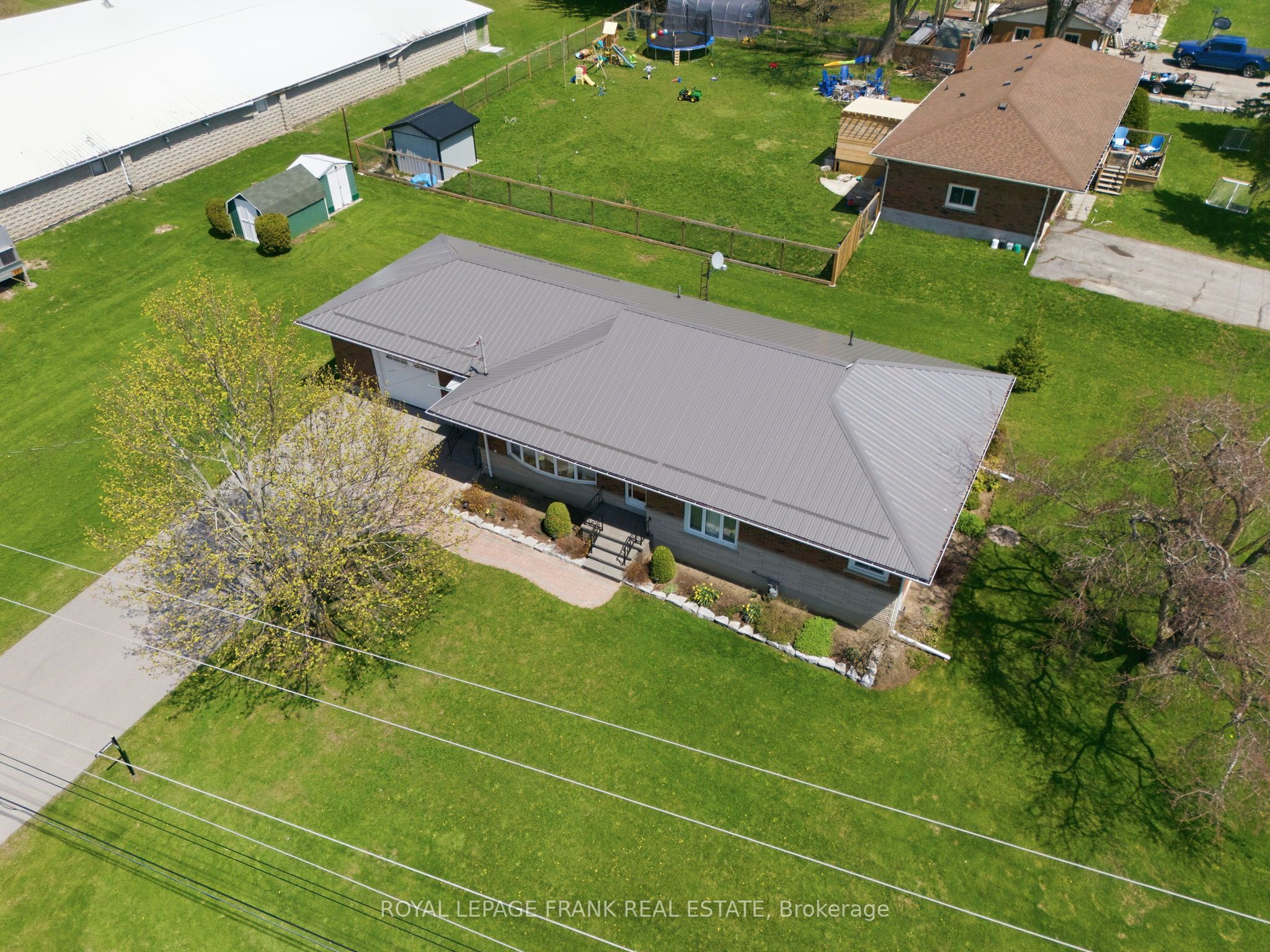 958 Eldon Road Property Photo 4