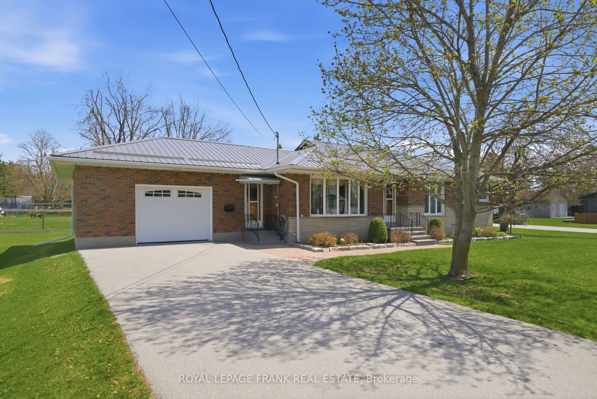 958 Eldon Road Property Photo 5