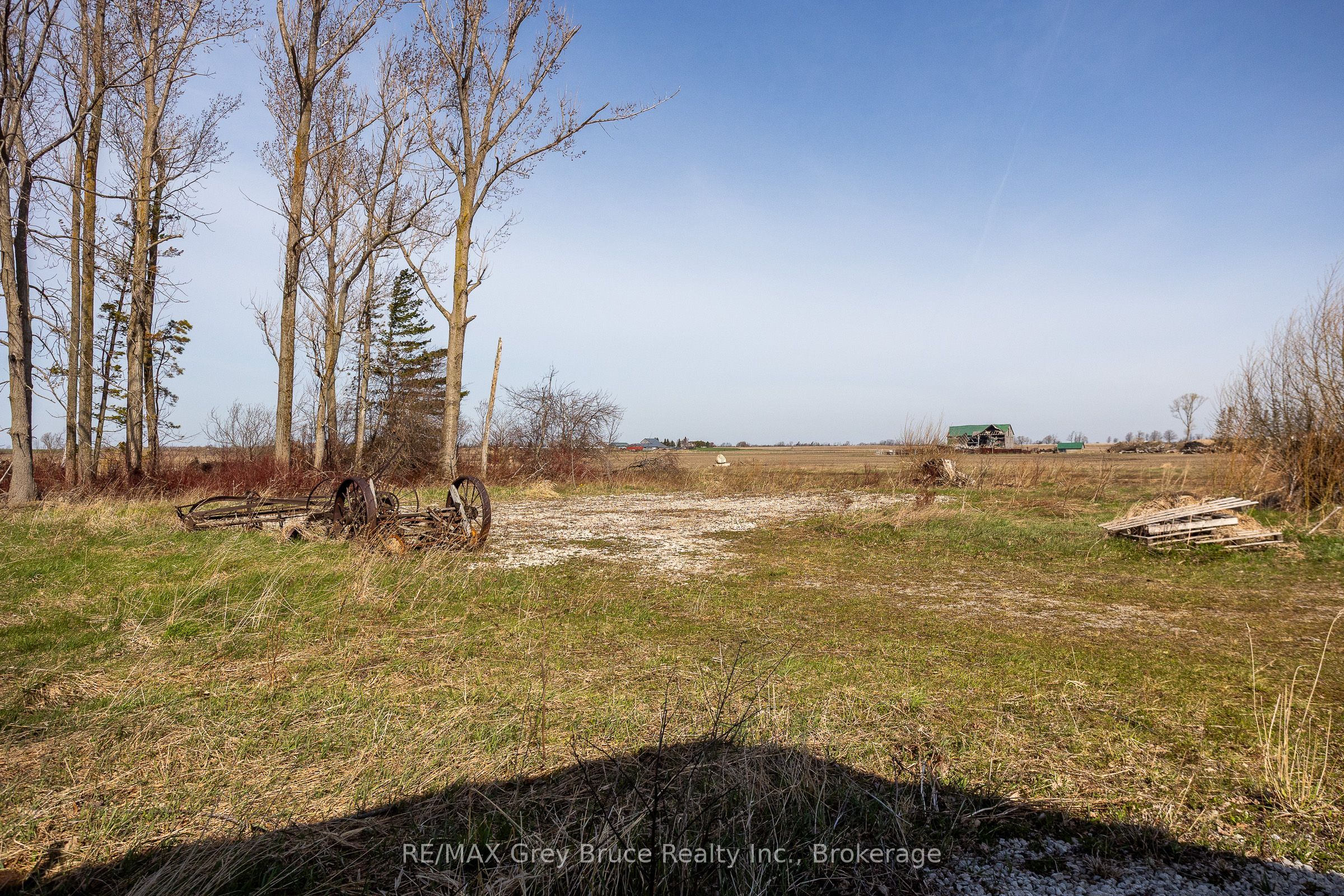 483 Concession 4 Property Photo 12