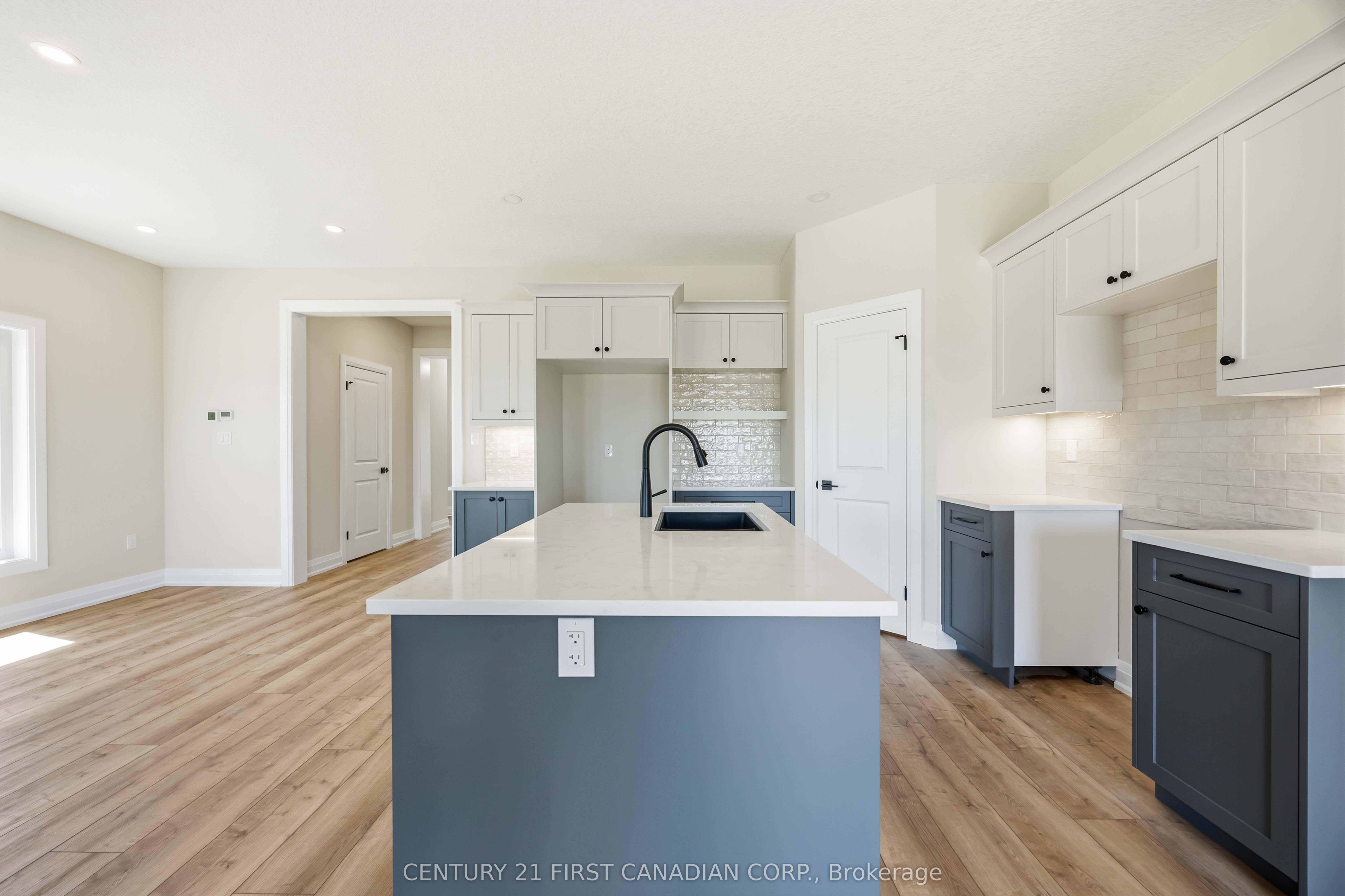 644 Ketter Way Property Photo 8